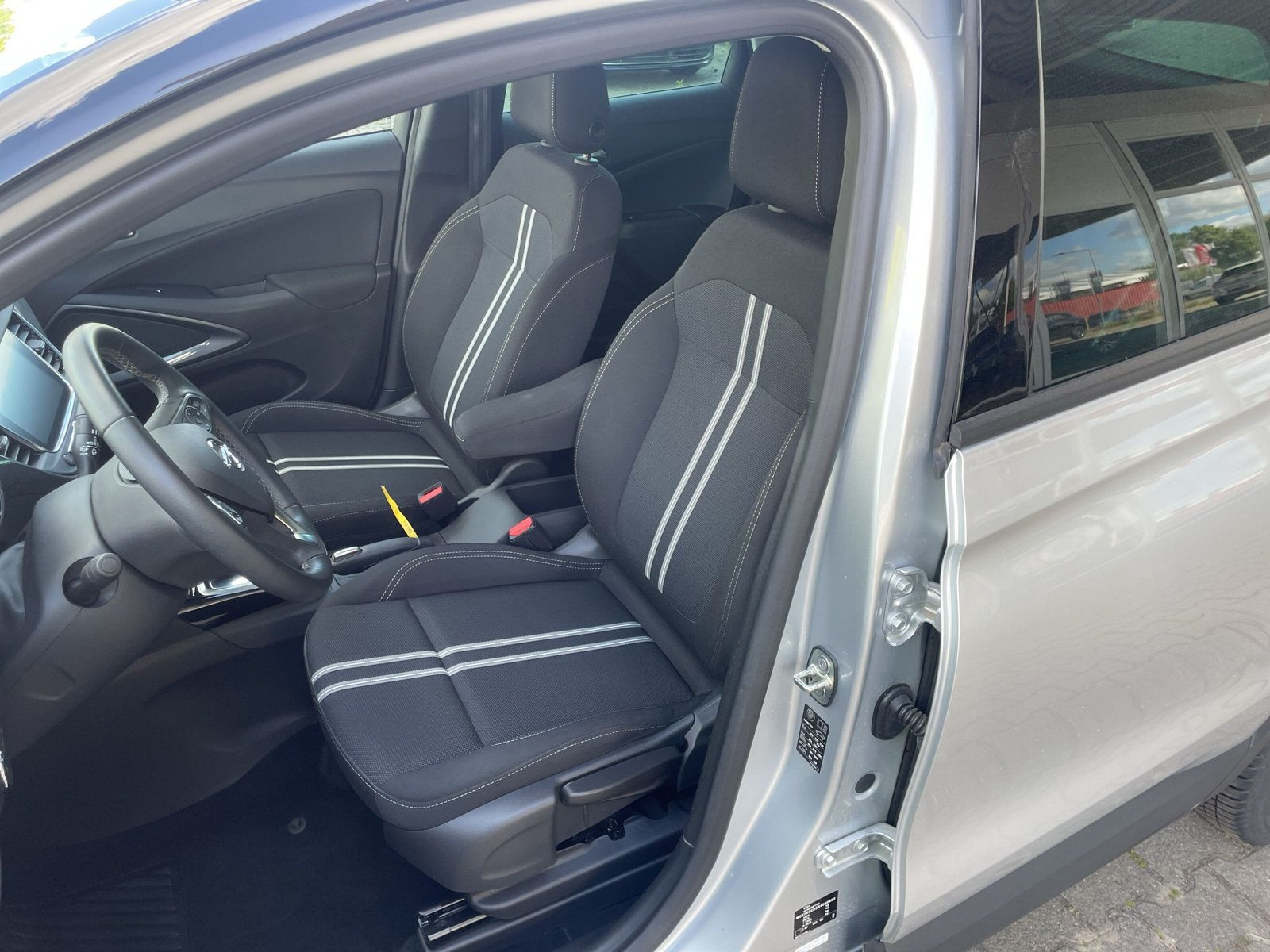 CROSSLAND ELEGANCE 1.2 +KLIMA+NAVI+ISOF+ALLW+AT+