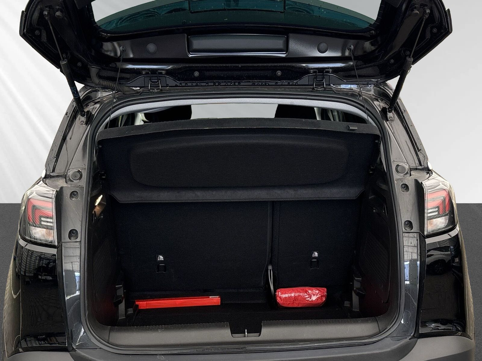 CROSSLAND ELEGANCE 1.2 TURBO+PDC+CAM+KLIMAAT+NAV