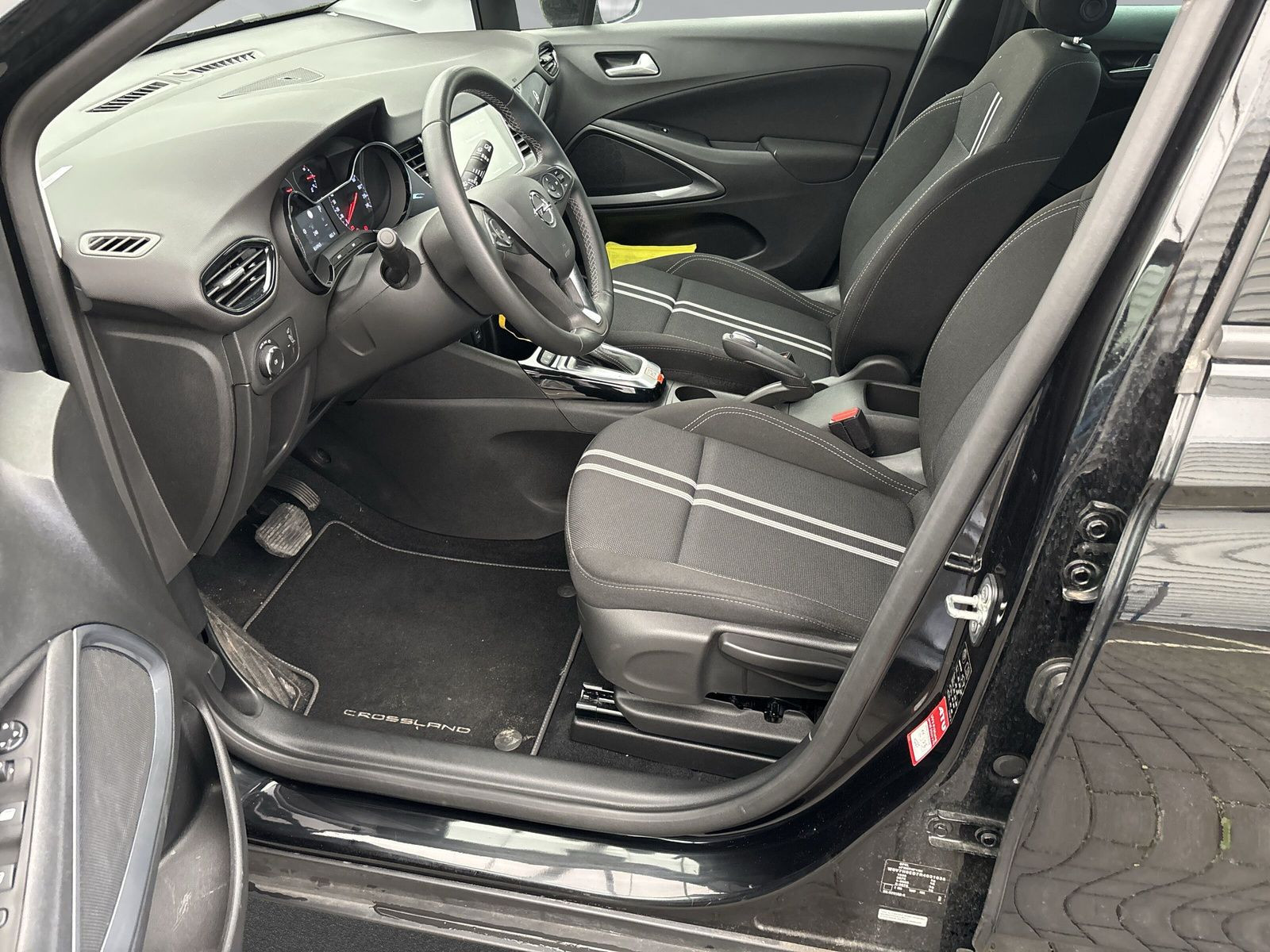 CROSSLAND ELEGANCE 1.2 TURBO+PDC+CAM+KLIMAAT+NAV