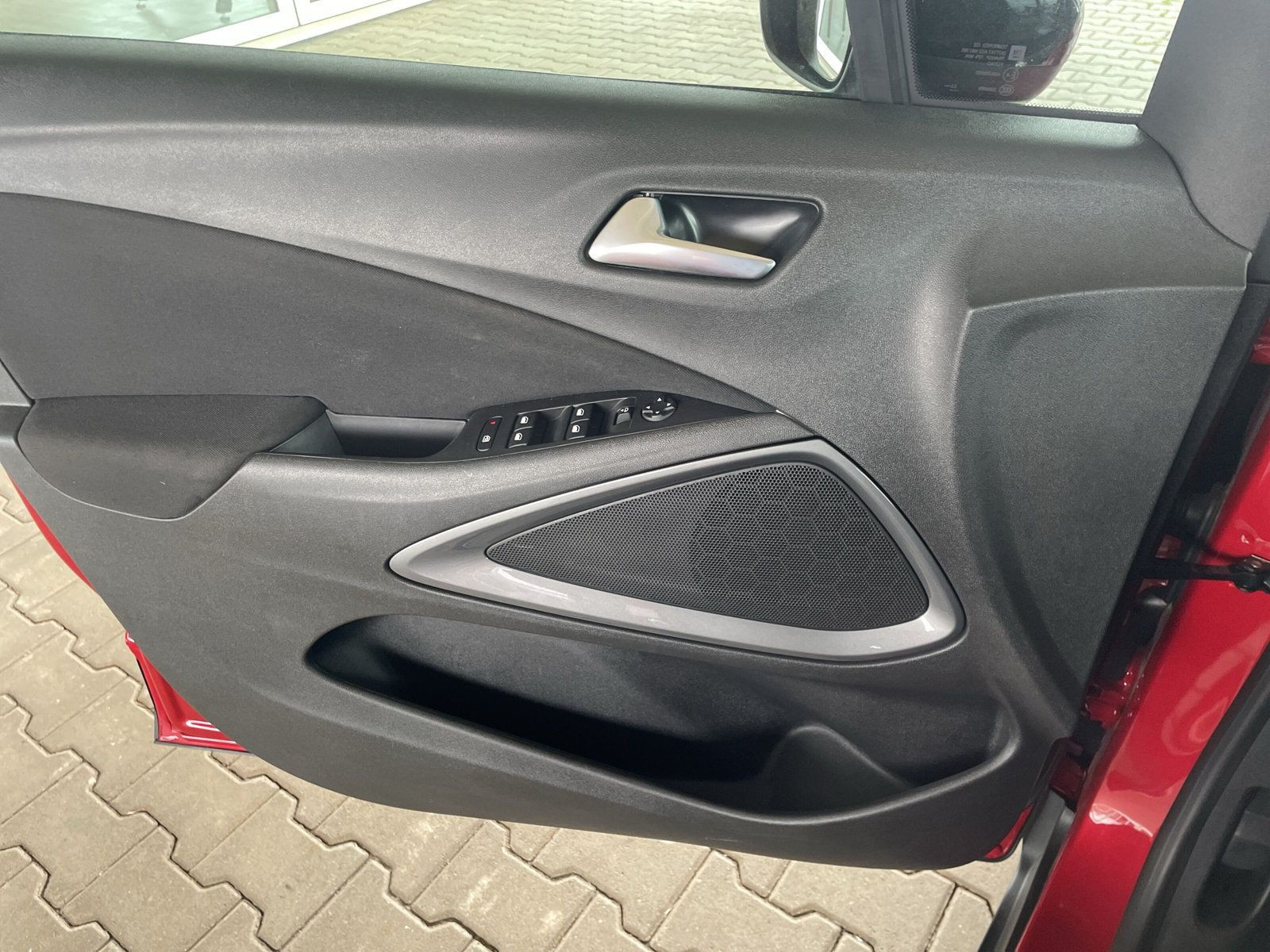 CROSSLAND ELEGANCE 1.2 KLIMA+PDC+KAMERA+ALLW+AT+