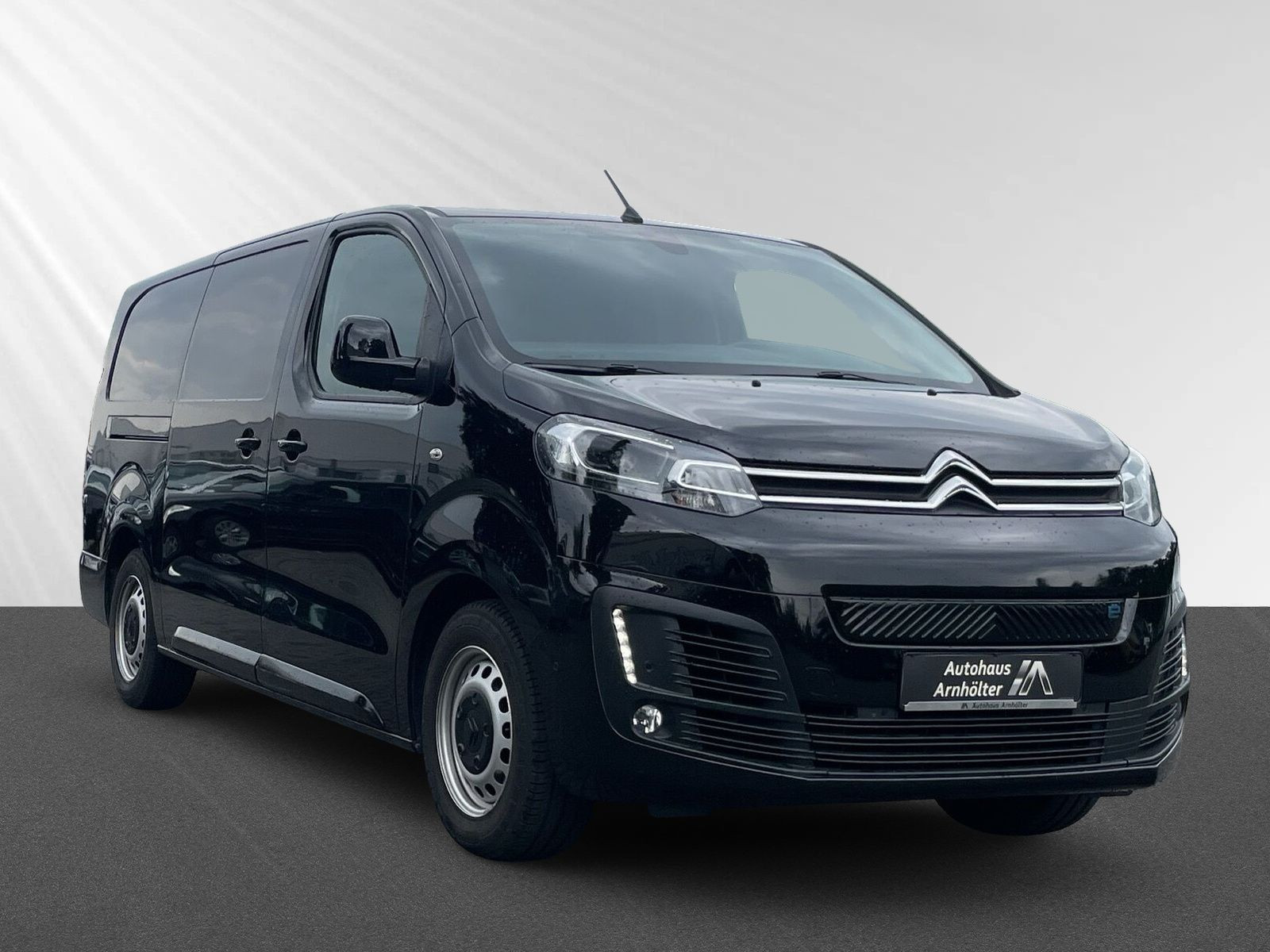 Jumpy Kasten Elektromotor 75kWh Batterie Club XL-L3H1 Citroen Jumpy