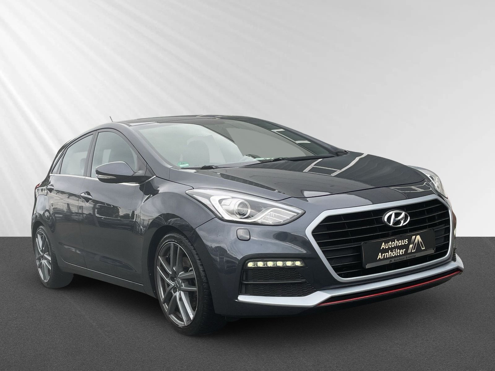 i30 1.6 Turbo +LSENS+XENON+KLIMAAT+PDC++