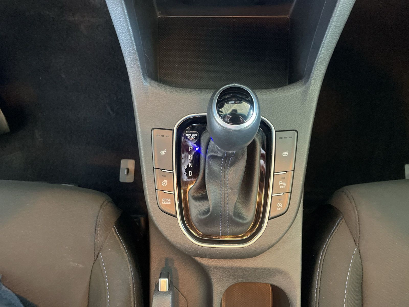 i30 1.4 T-GDI PASSION+ NAVI+PDC+KAMERA+SHZ+ALLW+