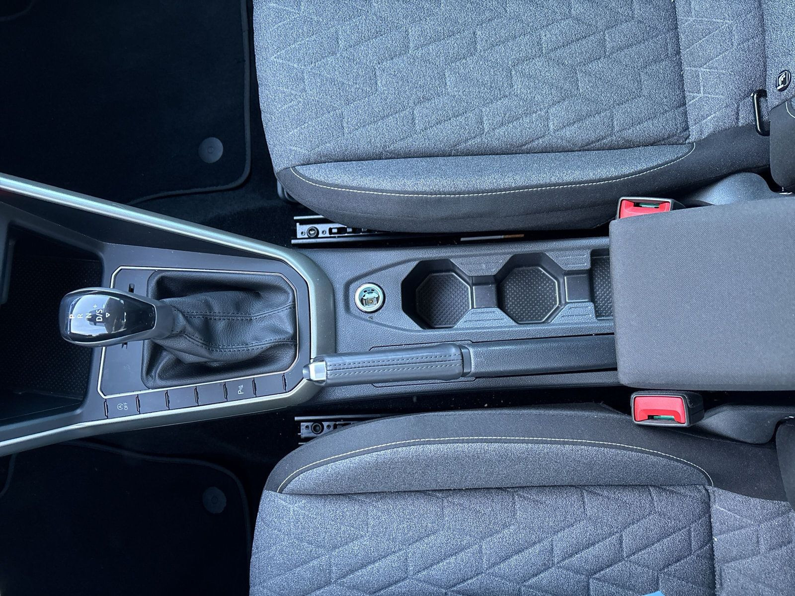 Polo Move 1.0+CARPLAY+PDC+NAV+LED+ALU