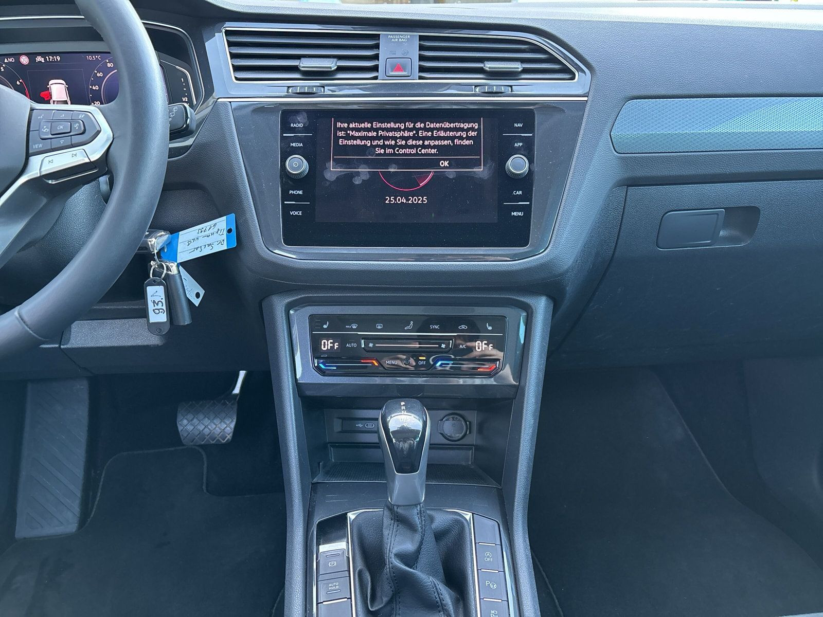 Tiguan Elegance 1.5+NAV+PDC+CAM+KLIM+