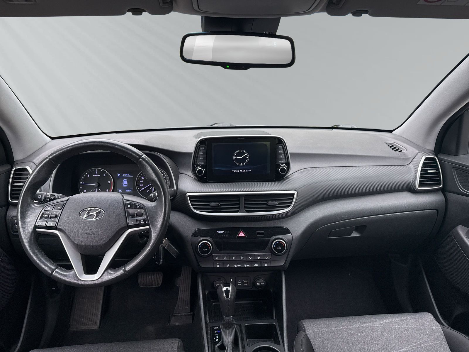 Tucson 1.6 CRDi 2WD DCT TREND +KAMERA+NAV+ALLWET