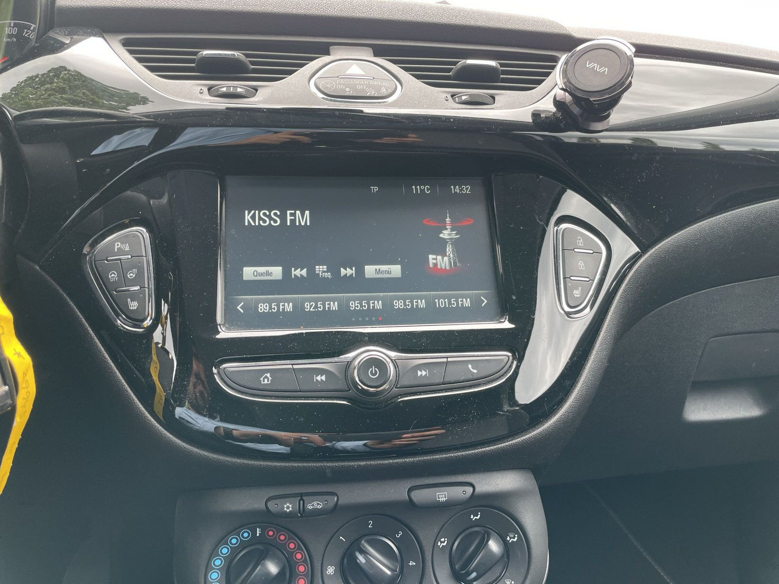 Corsa E 1.4 Active+SHZ+LHZ+KLIMA+PDC+LSENS+