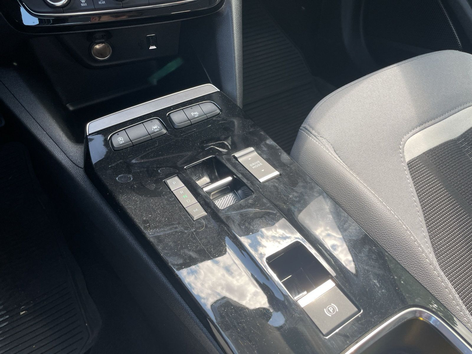 Mokka Business Elegance 1.2+SHZ+LHZ+CAM+PDC+NAV+