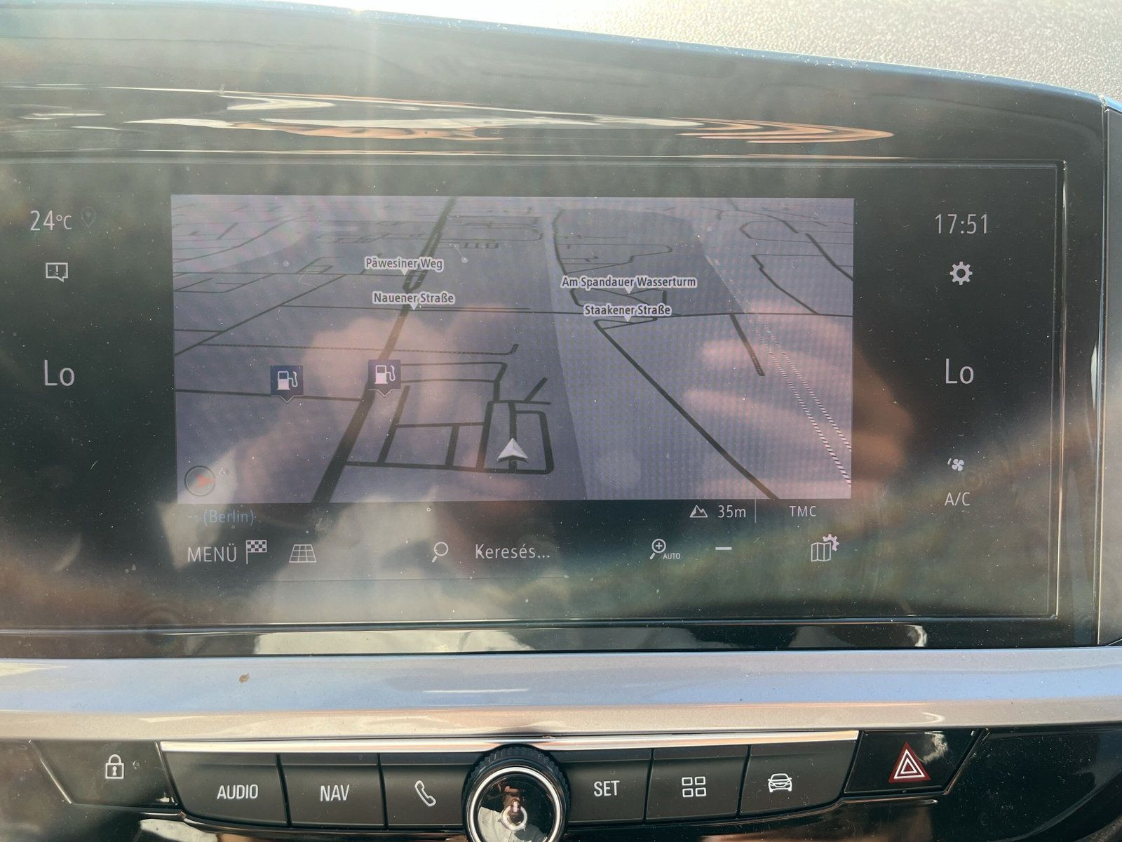 Grandland Elegance 1.2 Turbo+PDC+CAM+NAV+MEMORY+