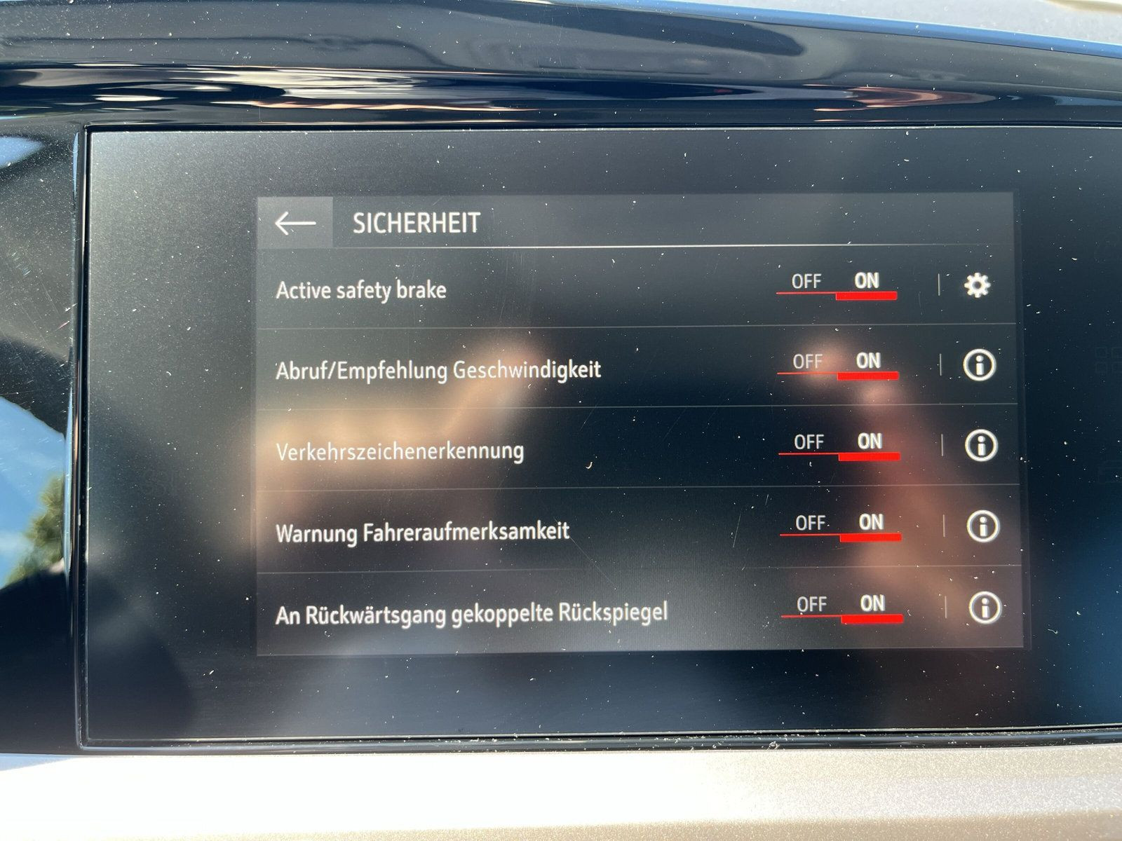 Grandland ENJOY 1.2 +Turbo+SHZ+LHZ+PDC+CARPLAY++