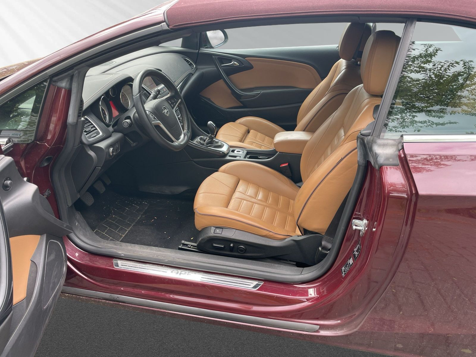 Cascada 1.6 Innovation S/S Leder+Navi+AFL+Xenon