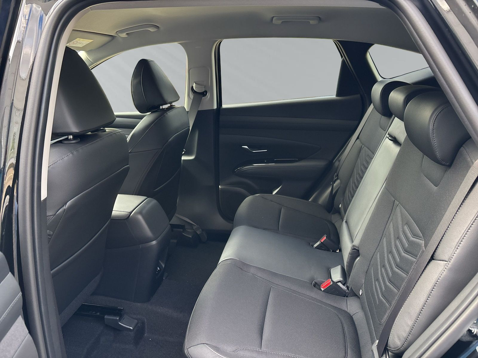 TUCSON MY25 1.6 T-GDI 160 PS 48V 7-DCT 2WD TREND