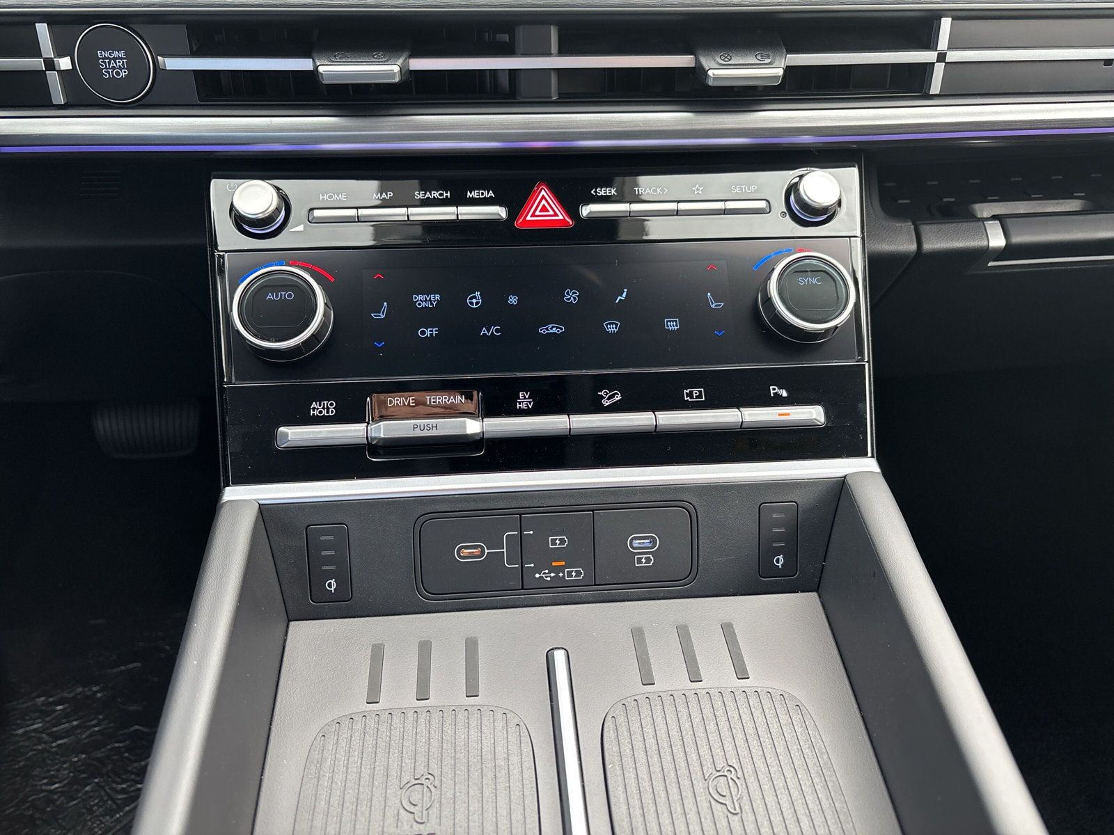 SANTA FE PHEV 1.6T-GDi Signature+Komfort+Technik