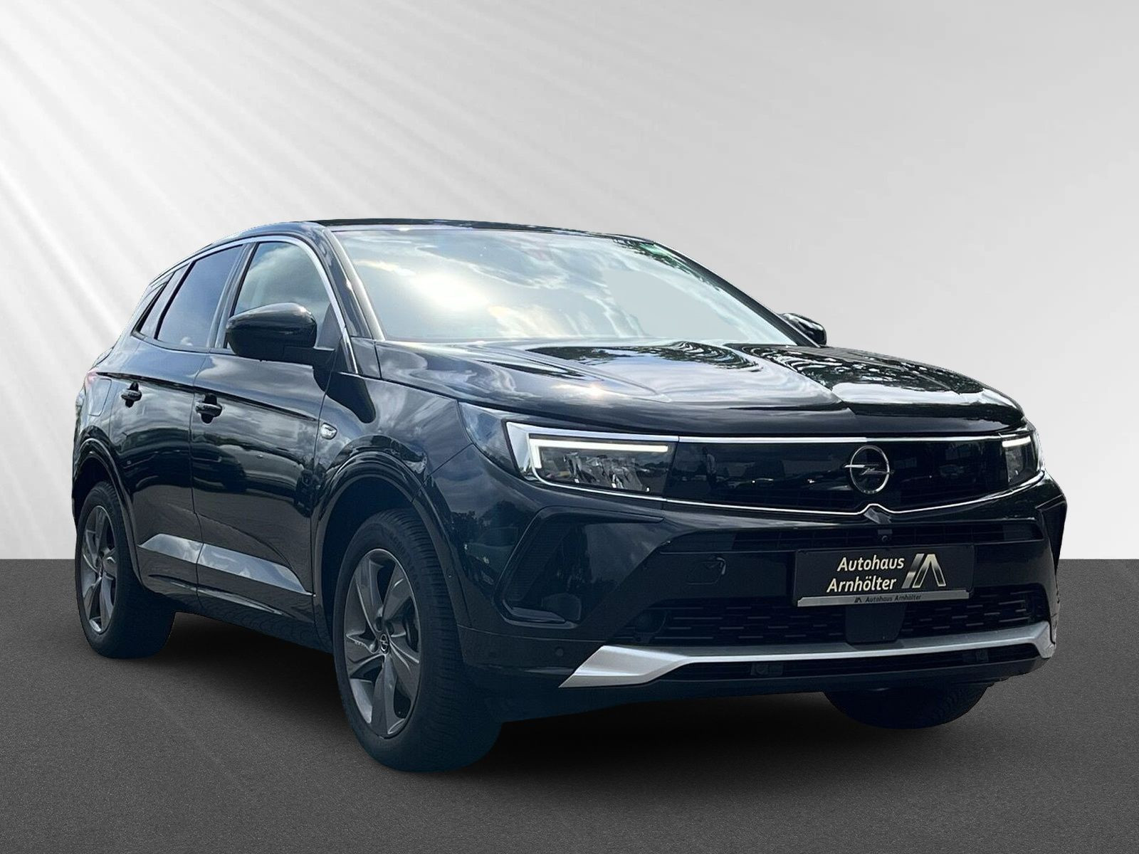Grandland Elegance 1.2 Turbo AT8+PDC+CAM+CARPLAY