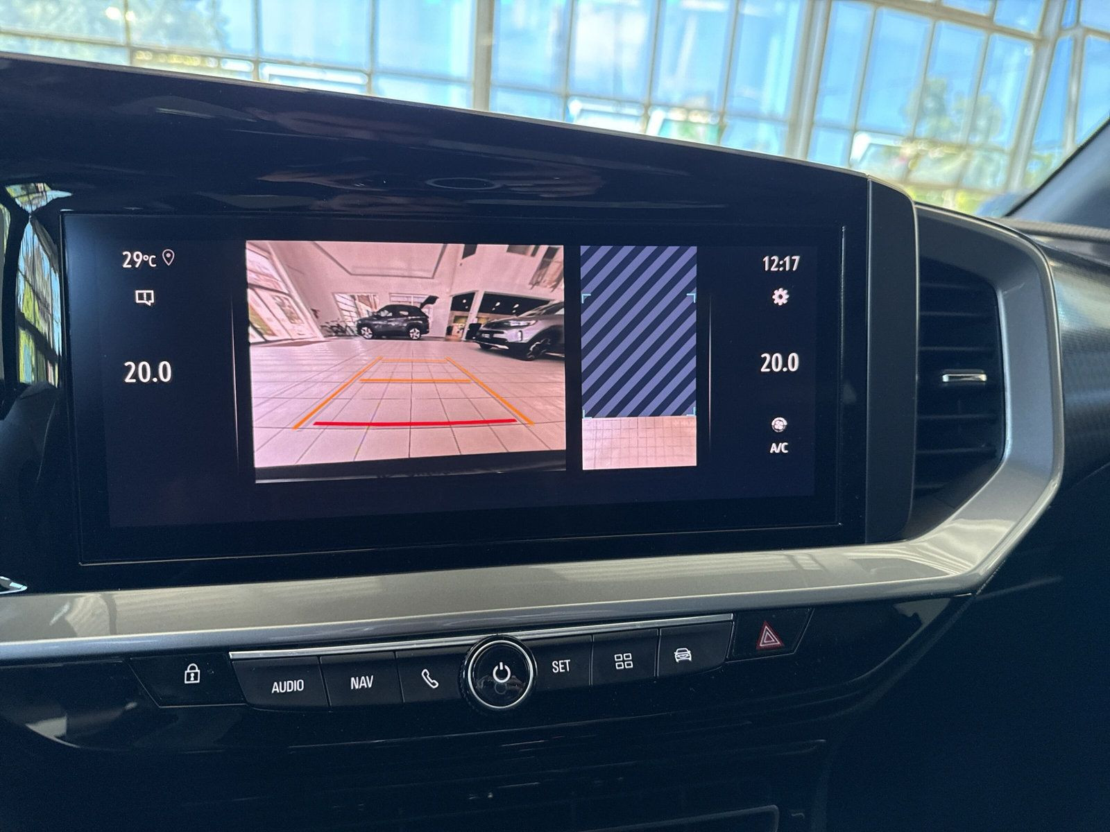 Mokka Irmscher Ultimate 1.2+NAVI+PDC+CAM+CARPLAY