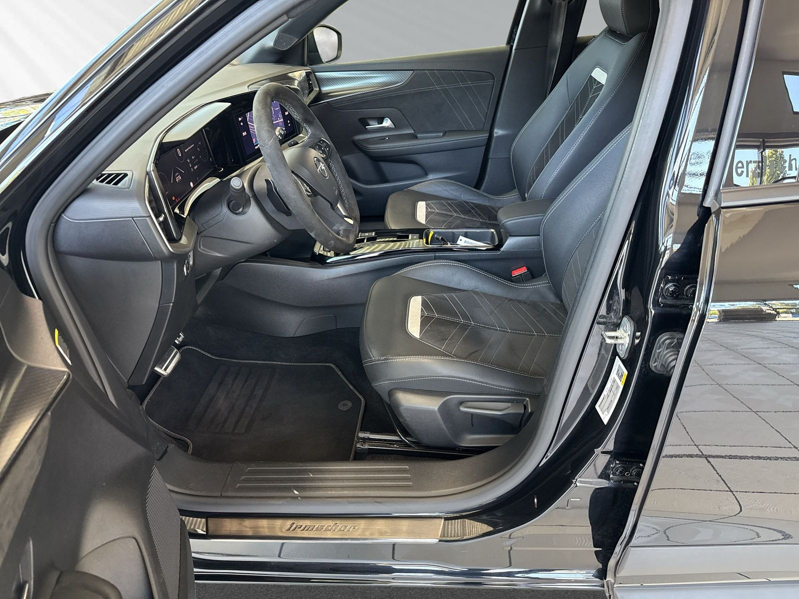 Mokka Irmscher Ultimate 1.2+NAVI+PDC+CAM+CARPLAY