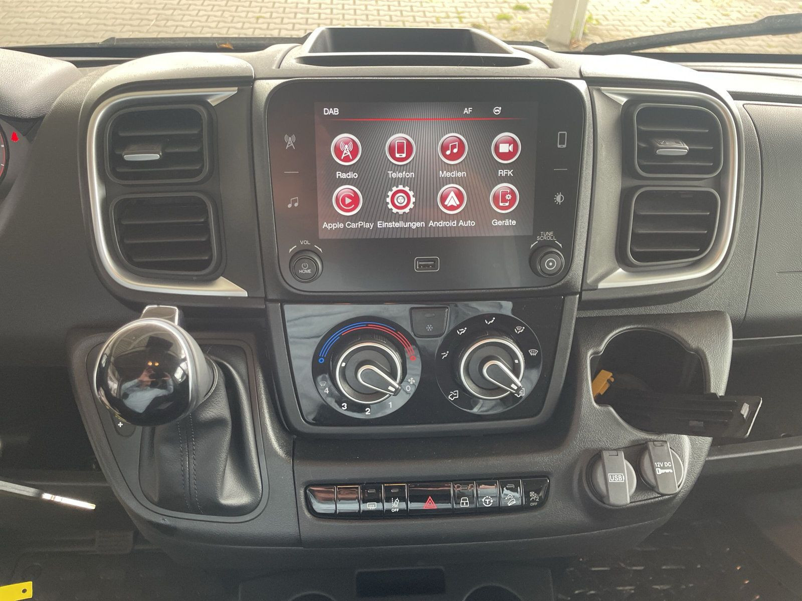 Jumper 2.2 BlueHdi140 L2H2 8-Gang Automatik AHK+