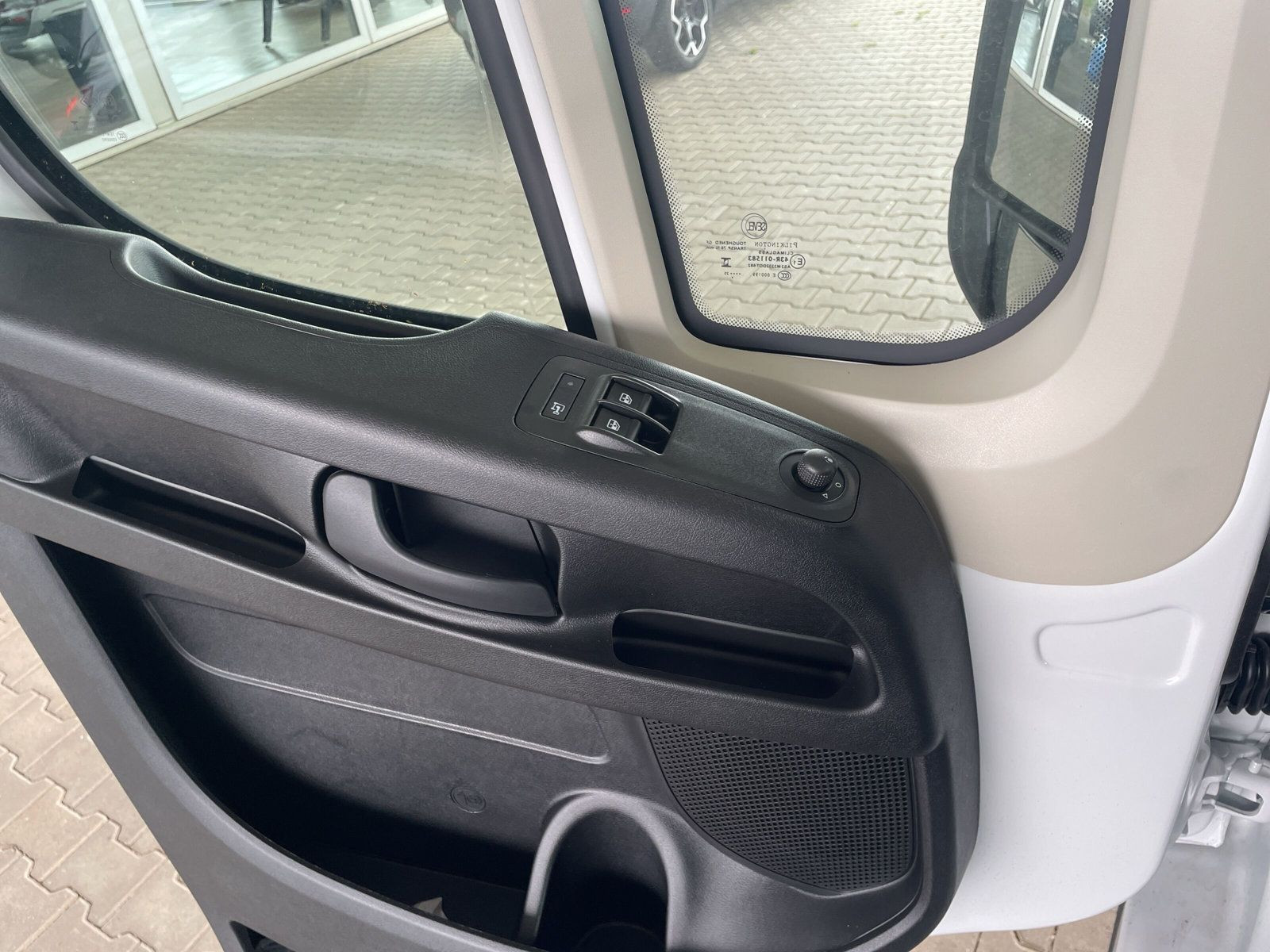 Jumper 2.2 BlueHdi140 L2H2 8-Gang Automatik AHK+