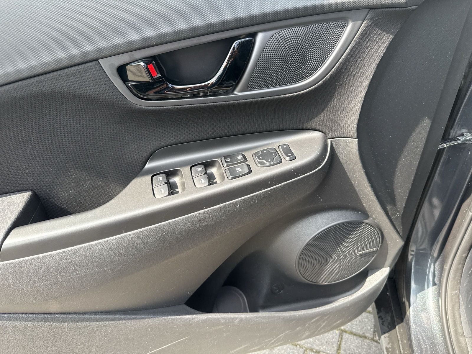KONA HBYRID TREND 1.6 DCT +KAM+NAV+SHZ+LHZ+ALLW+