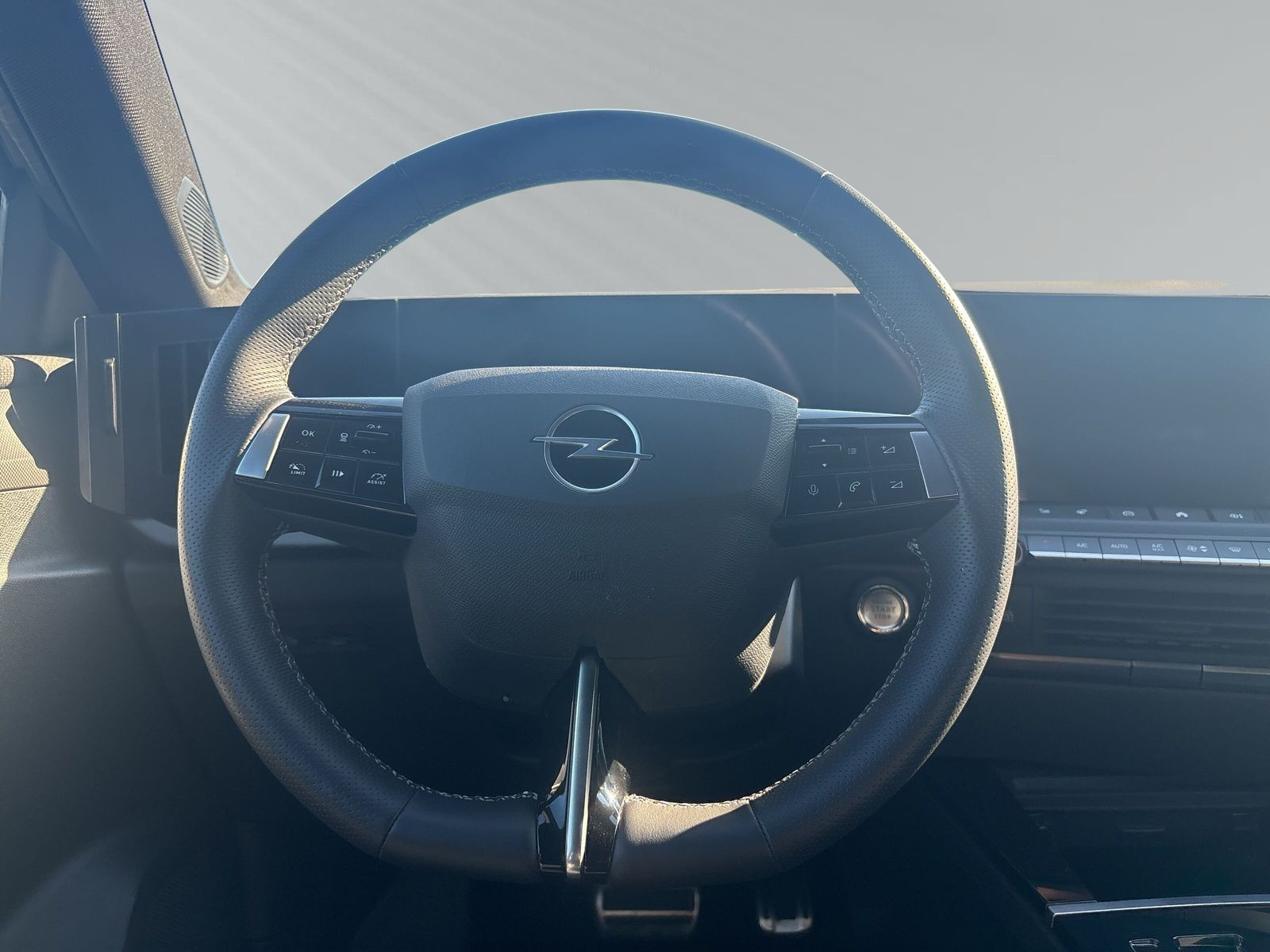 ASTRA L ST ULTIMATE 1.2 TURBOS/S 96KW AT8++