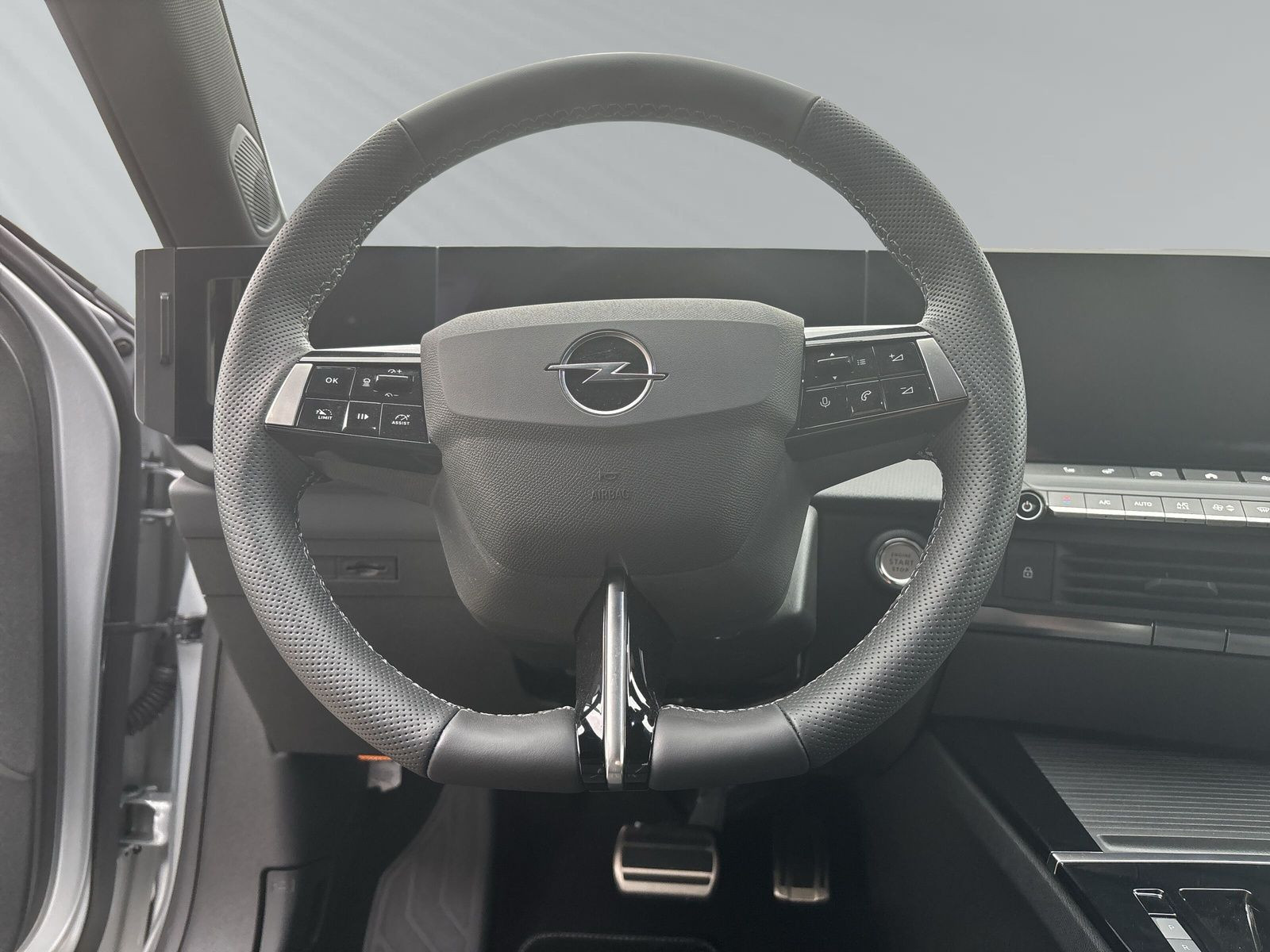 ASTRA L ST GS 1.2 131 PS Klima+KAMERA+PDC+NAVI++