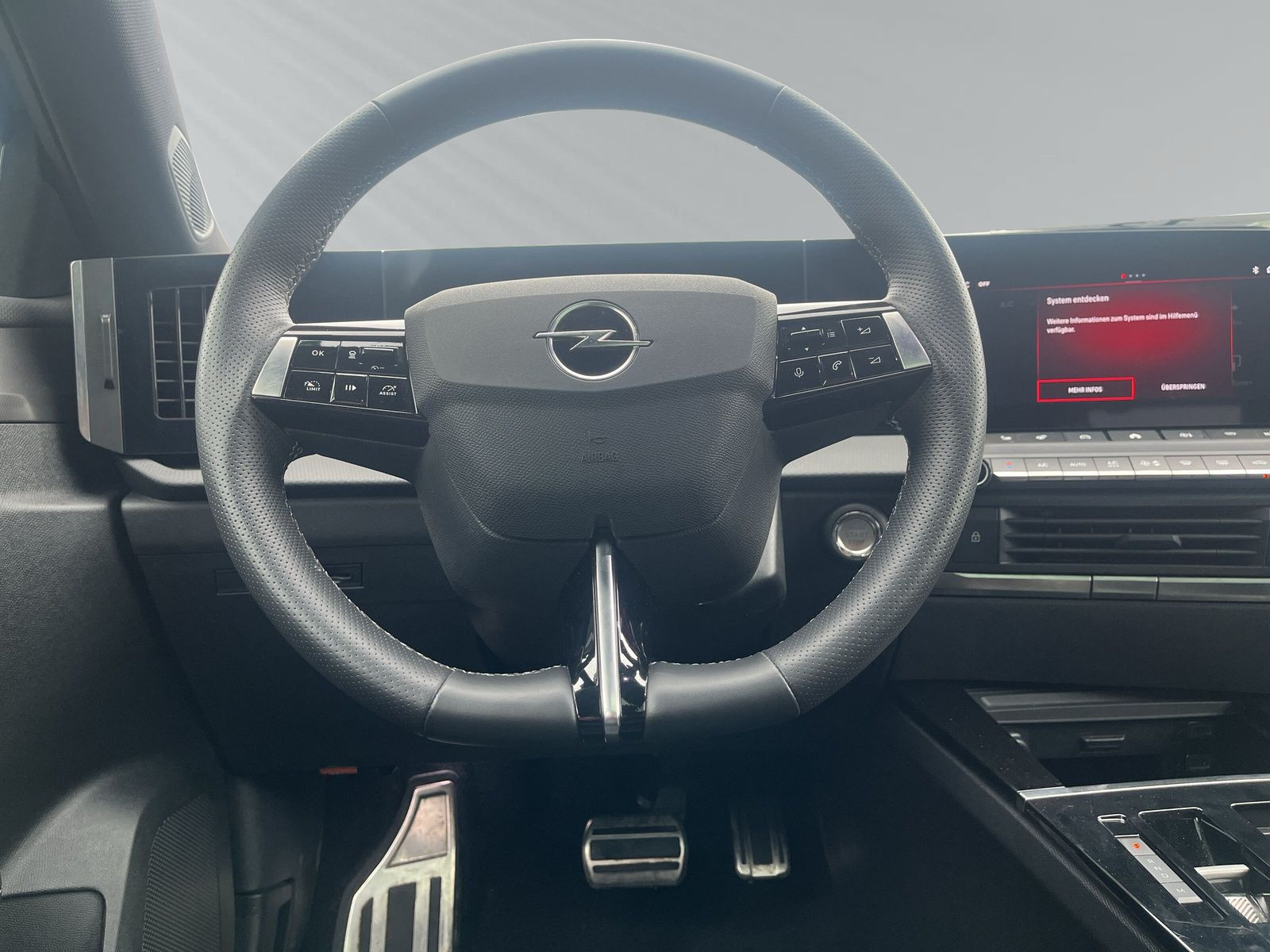 ASTRA L ST ULTIMATE 1.2 AT8+CAM+CARPLAY+PANO+PDC