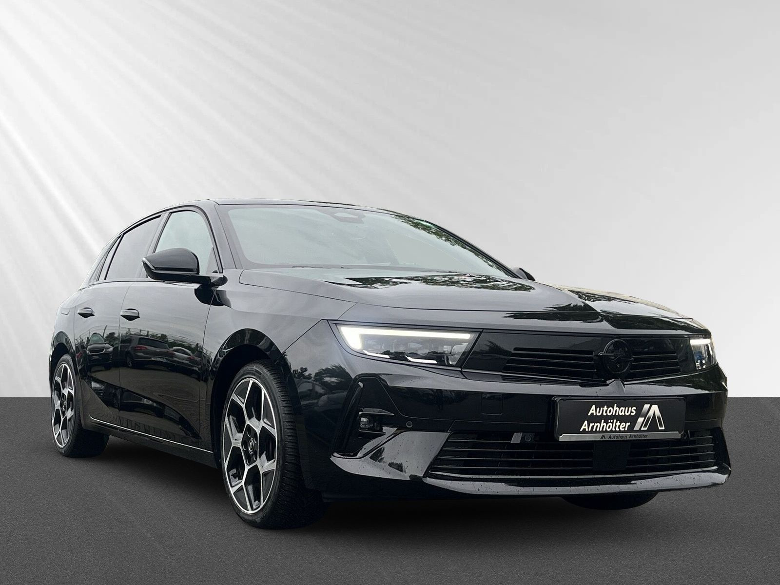 ASTRA L ST ULTIMATE 1.2 AT8+CAM+CARPLAY+PANO+PDC