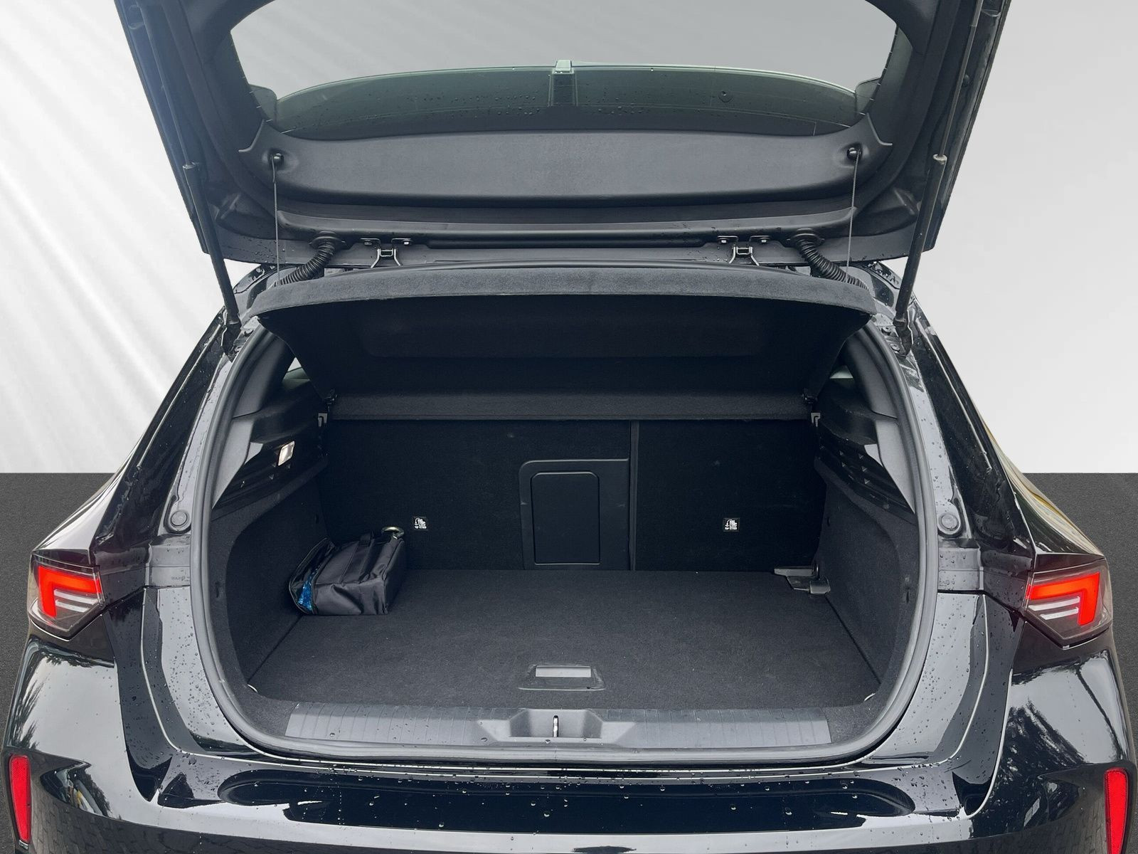 ASTRA L ST ULTIMATE 1.2 AT8+CAM+CARPLAY+PANO+PDC