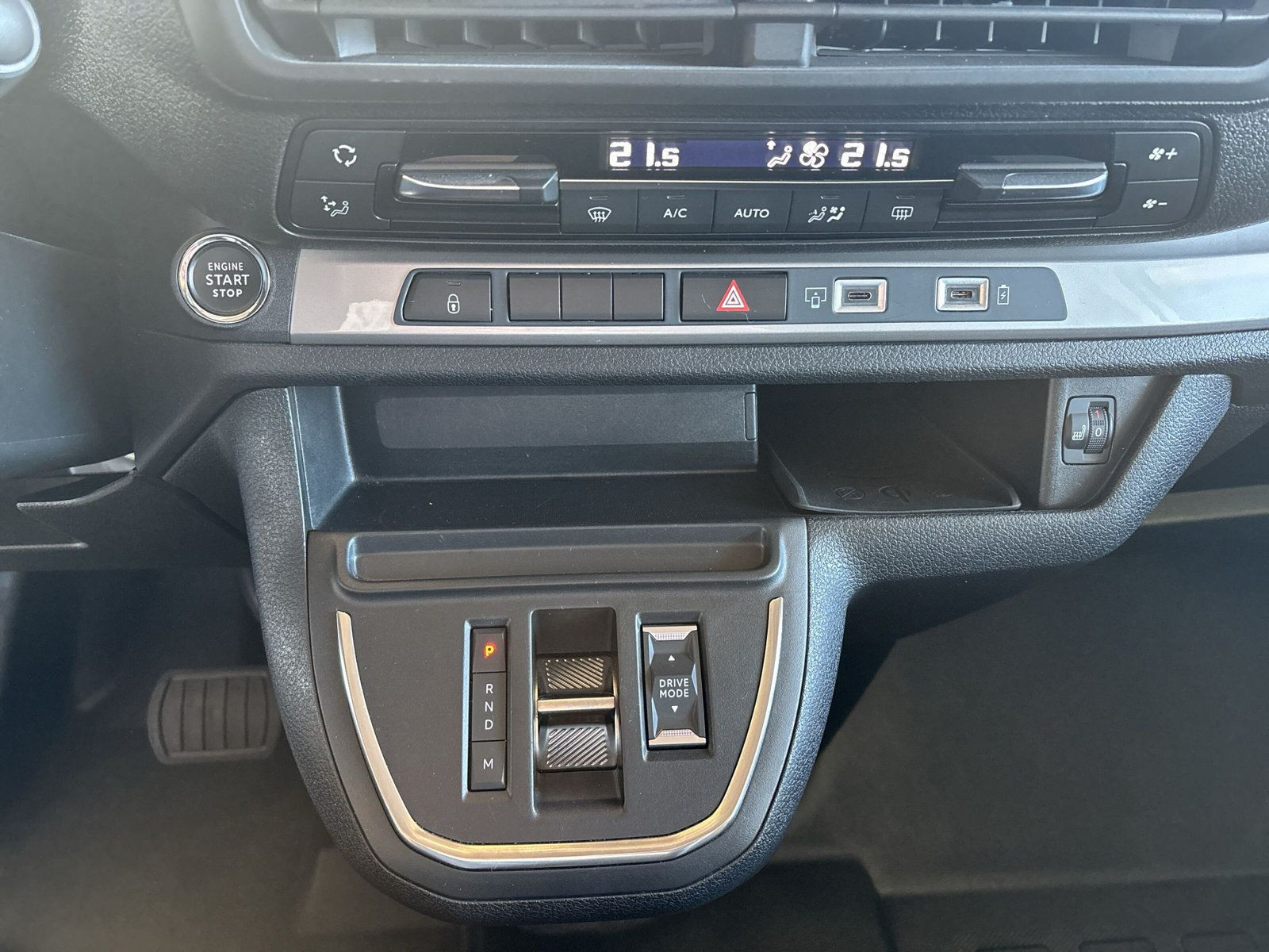 ZAFIRA LIFE EDITION XL 2.0 KLIMA+SHZ+KAMERA+LED+