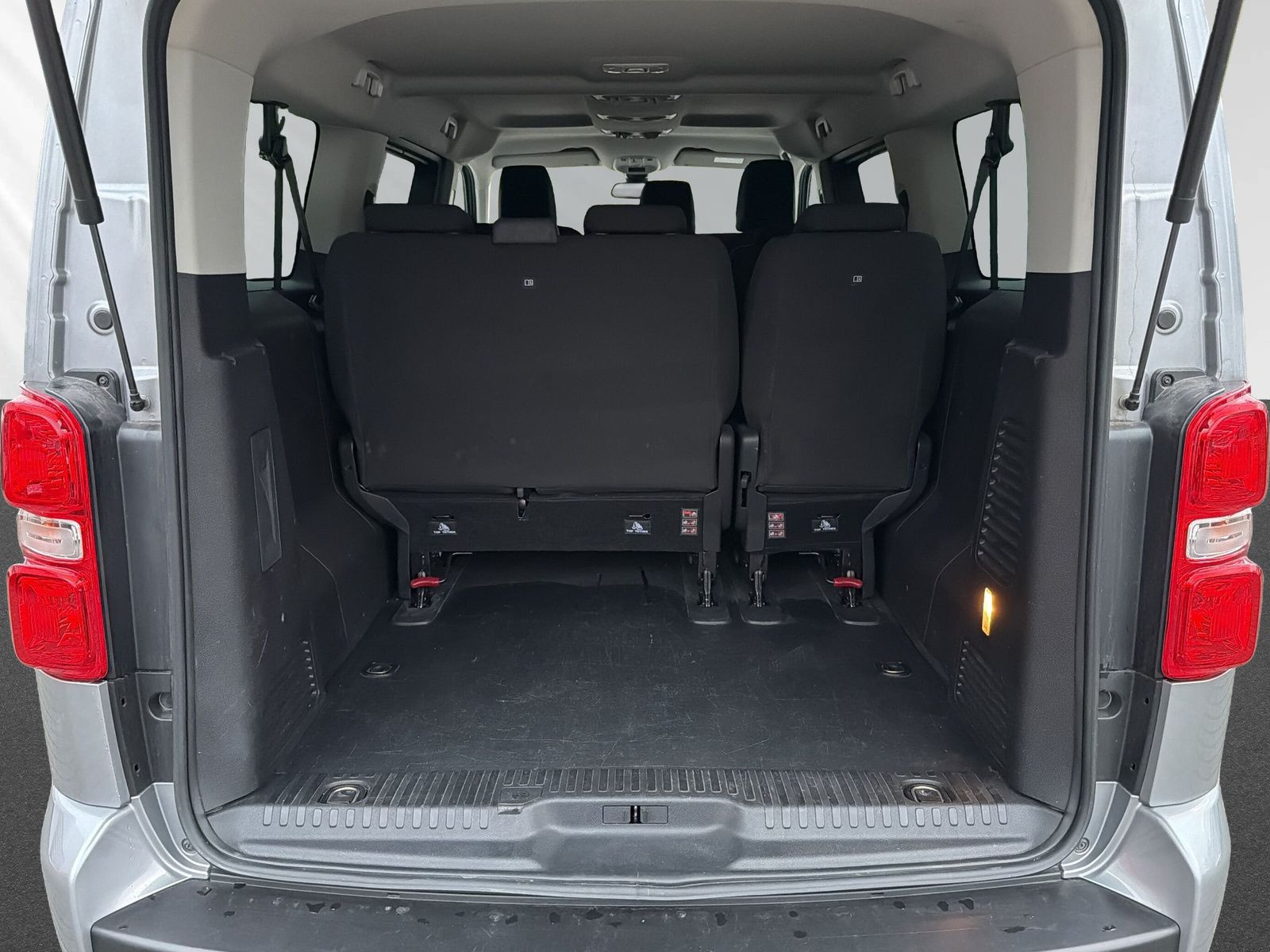 ZAFIRA LIFE EDITION XL 2.0 S/S AT8 +9SITZ+SHZ+