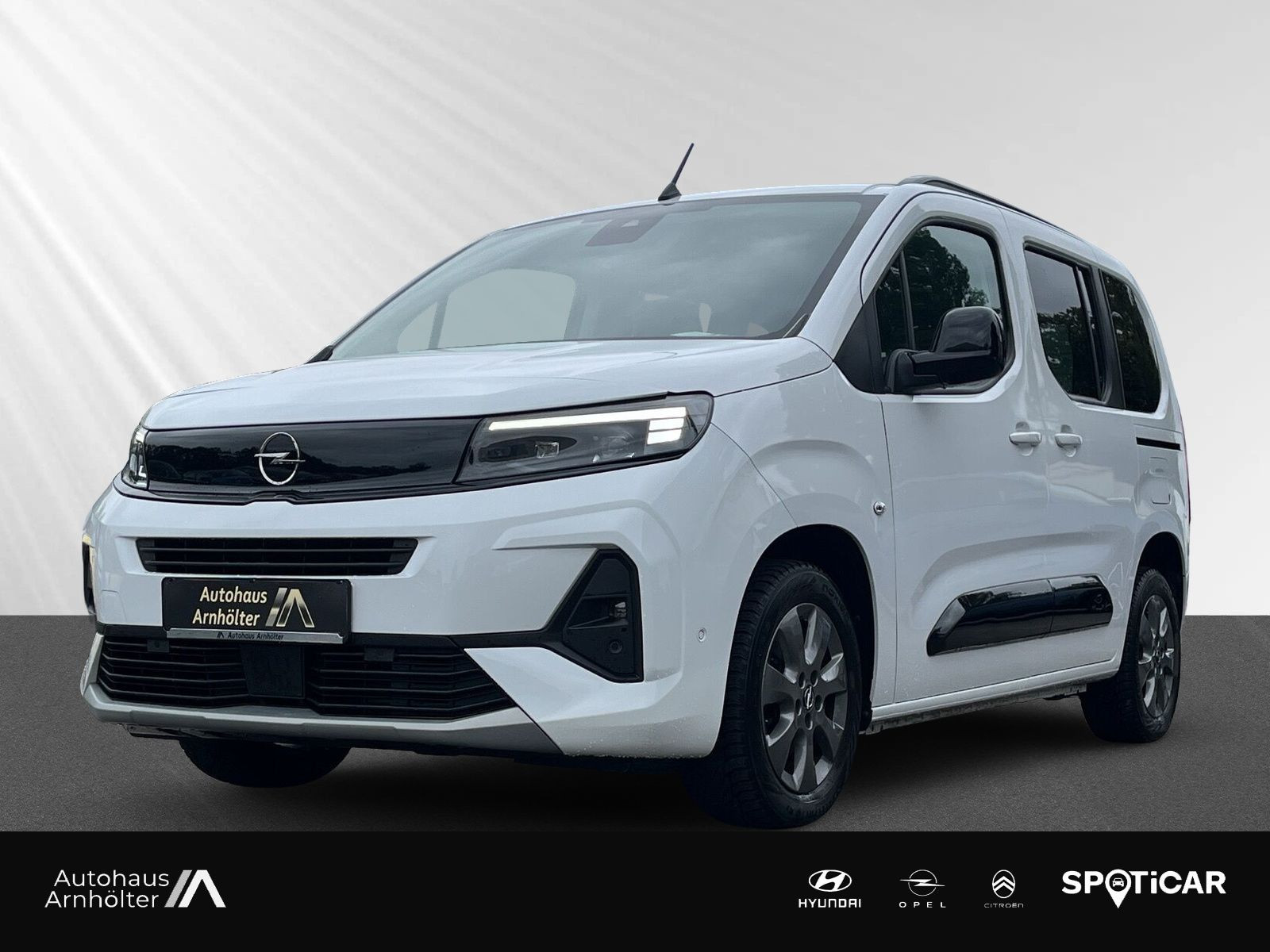 COMBO E GS 1.5 +DIESEL++CARPLAY+SHZ+PDC+KAMERA++