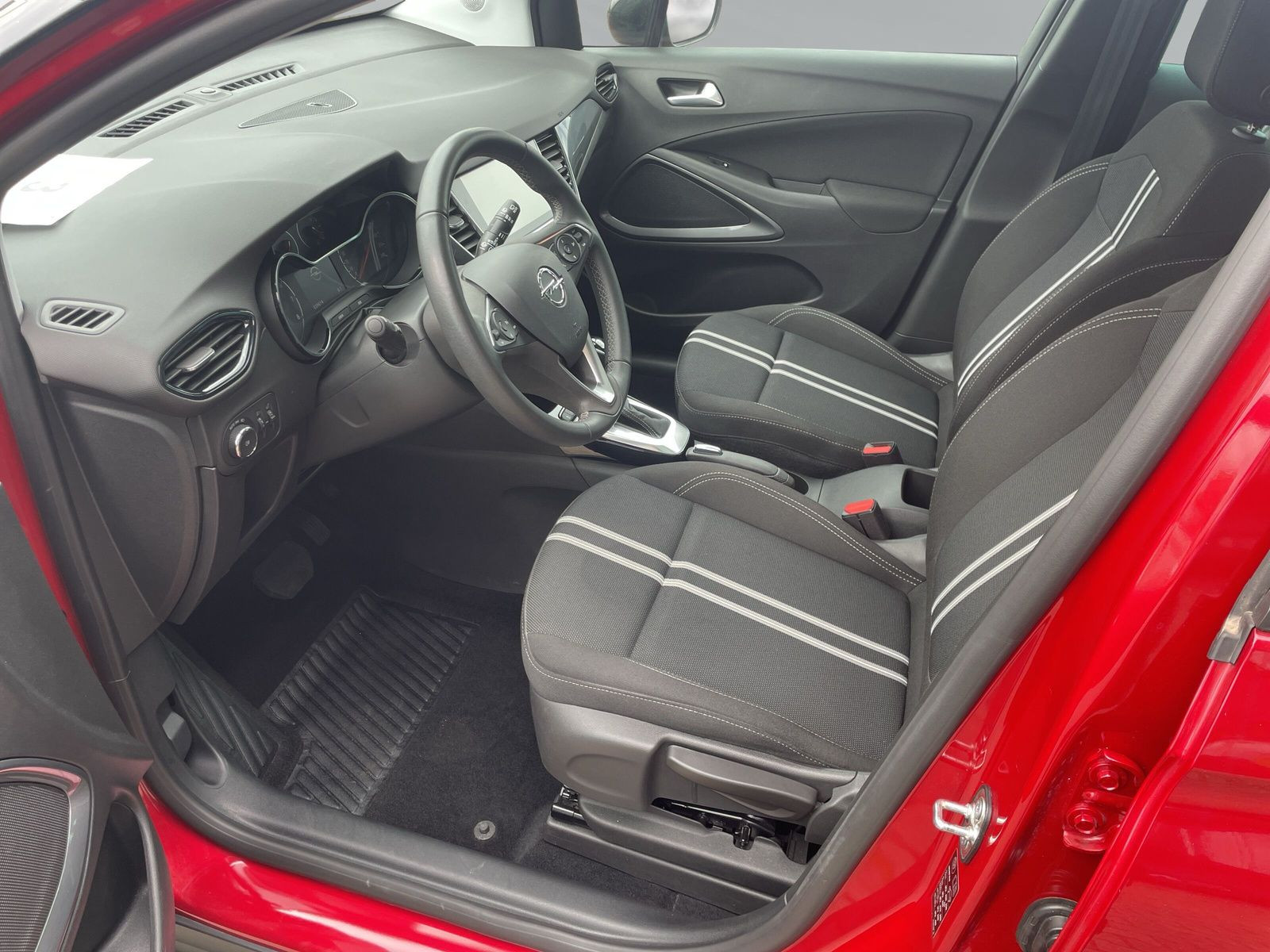 CROSSLAND ELEGANCE 1.2 KLIMA+LED+PANORAMA+LM+AT+