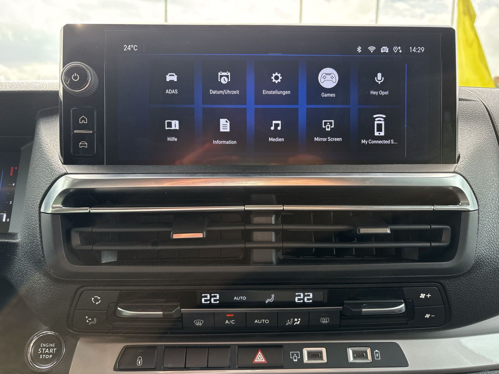 ZAFIRA EDITION XL 2.0 130KW KLIMA+SHZ+LED+AT+
