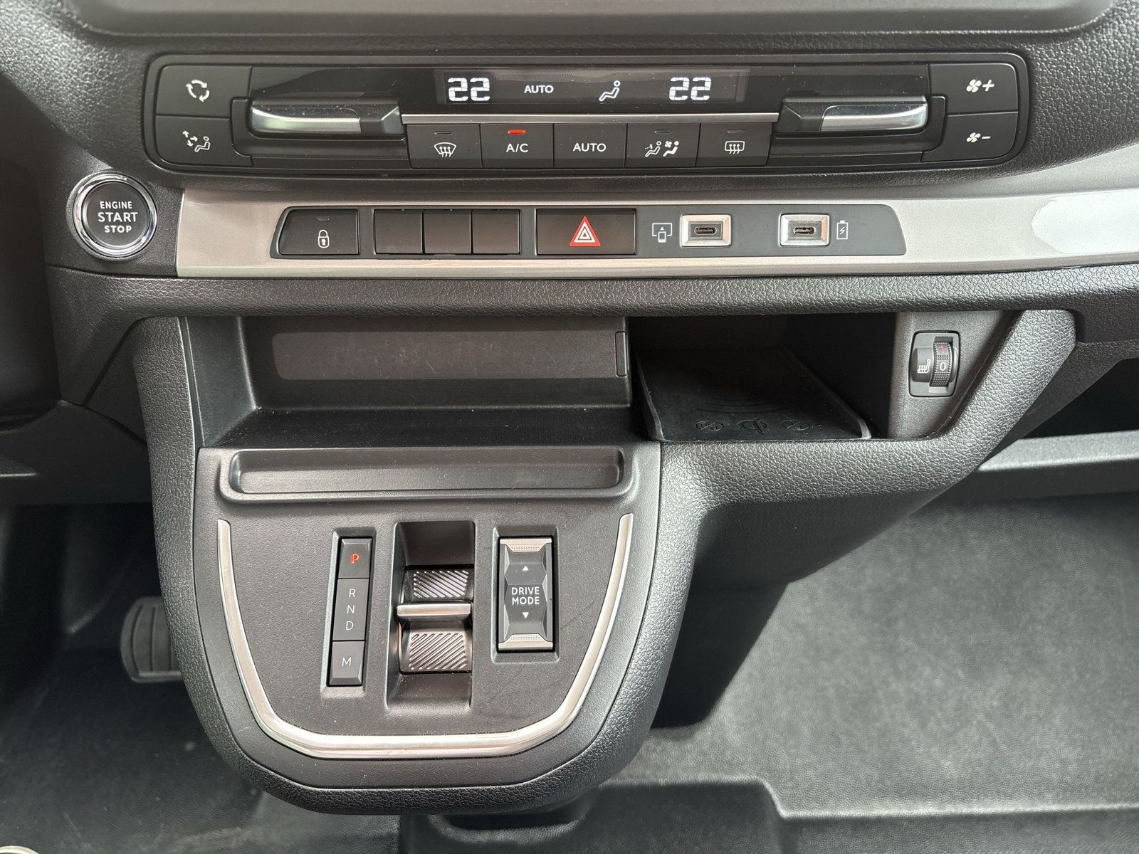 ZAFIRA EDITION XL 2.0 130KW KLIMA+SHZ+LED+AT+