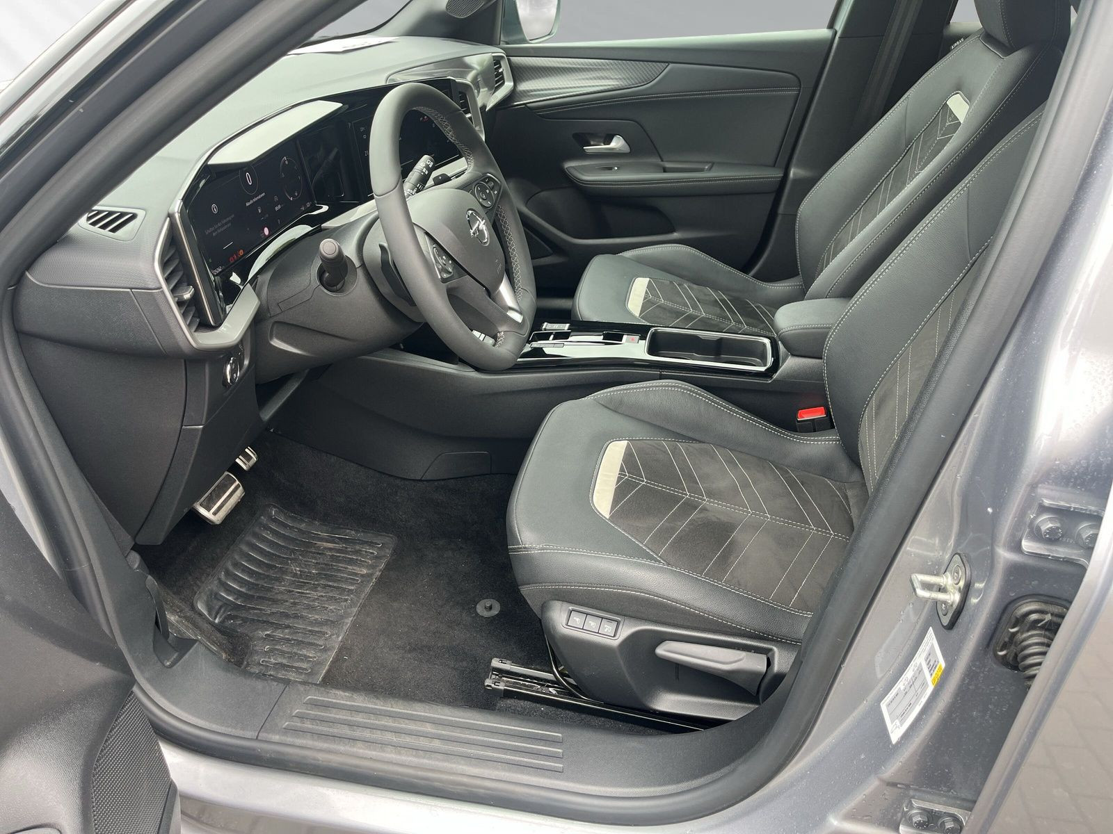 MOKKA ULTIMATE 1.2 +TURBO+CAM+PDC+NAVI+SHZ+LHZ++