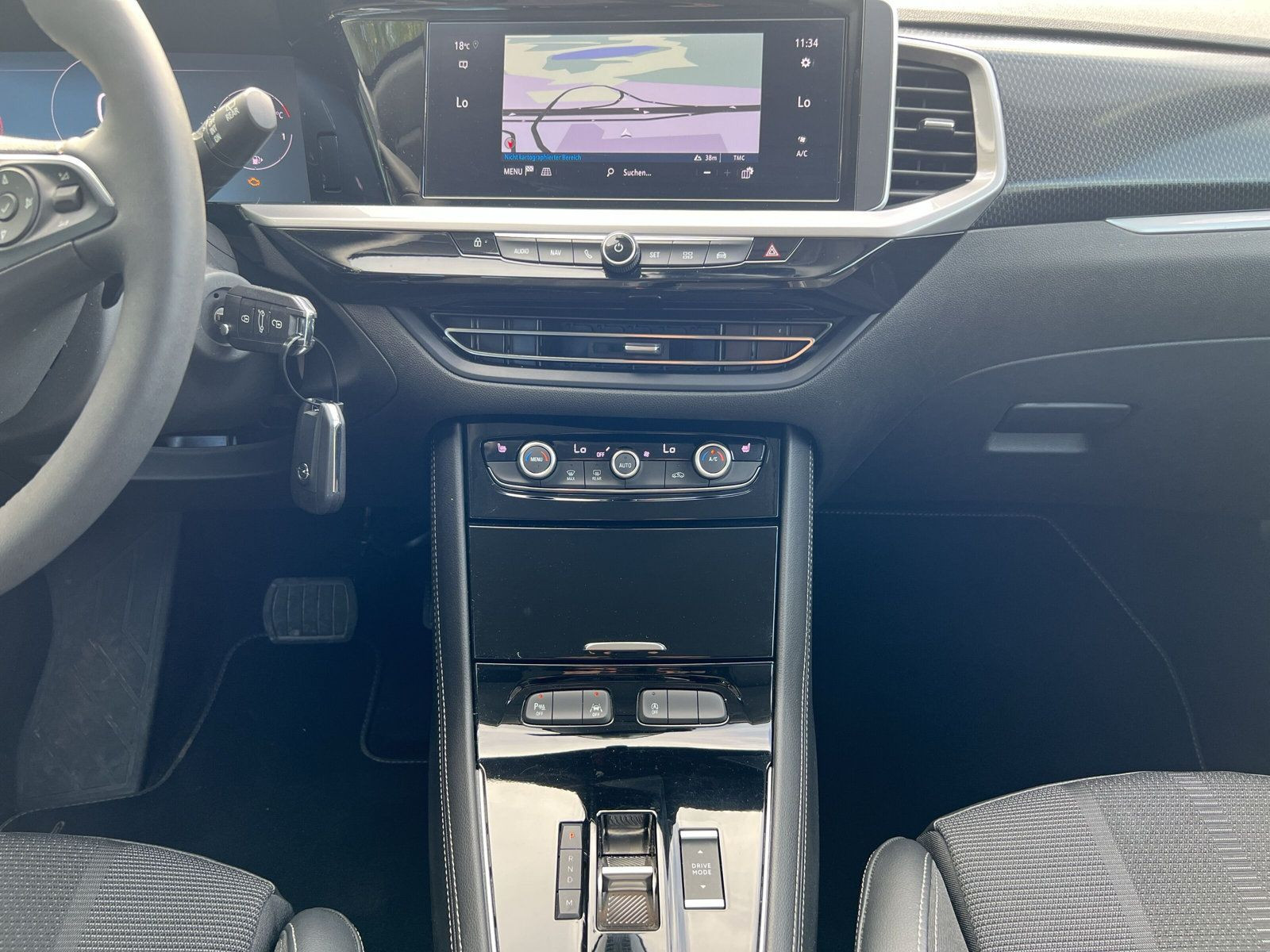 Grandland GS 1.2 Turbo S/S 96KW AT8+AHK+NAVI+CAM