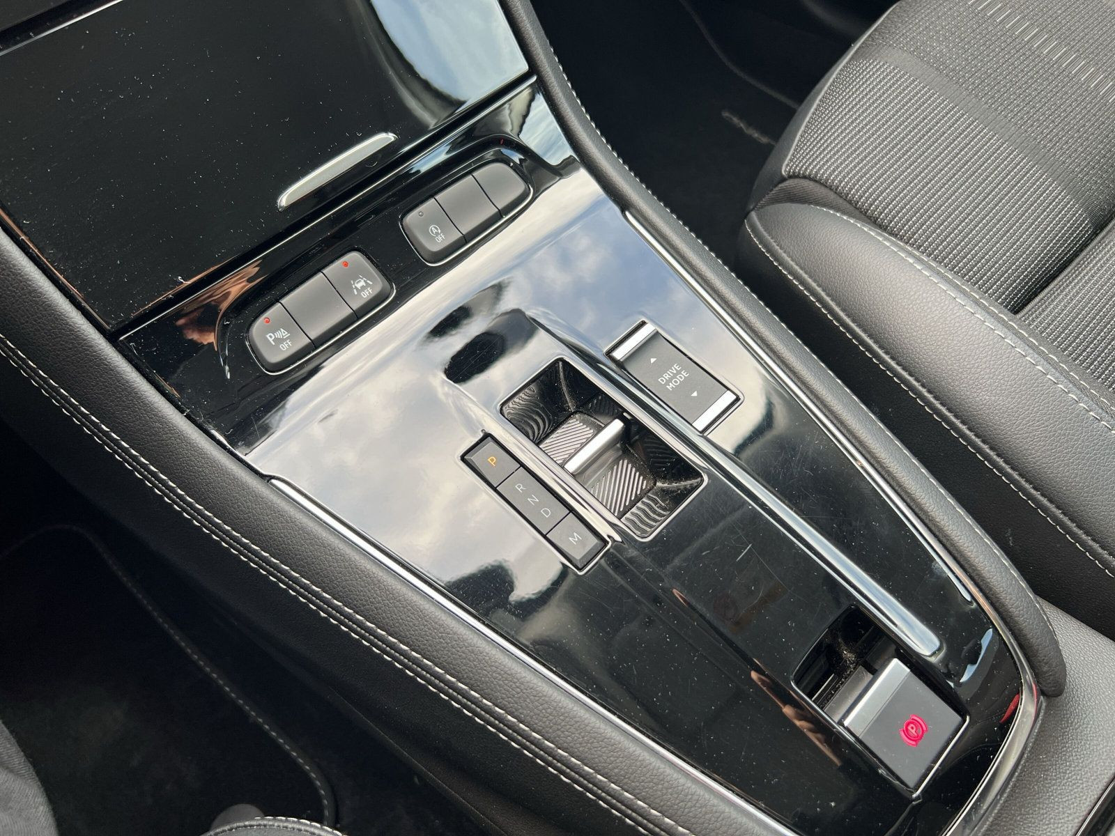Grandland GS 1.2 Turbo S/S 96KW AT8+AHK+NAVI+CAM