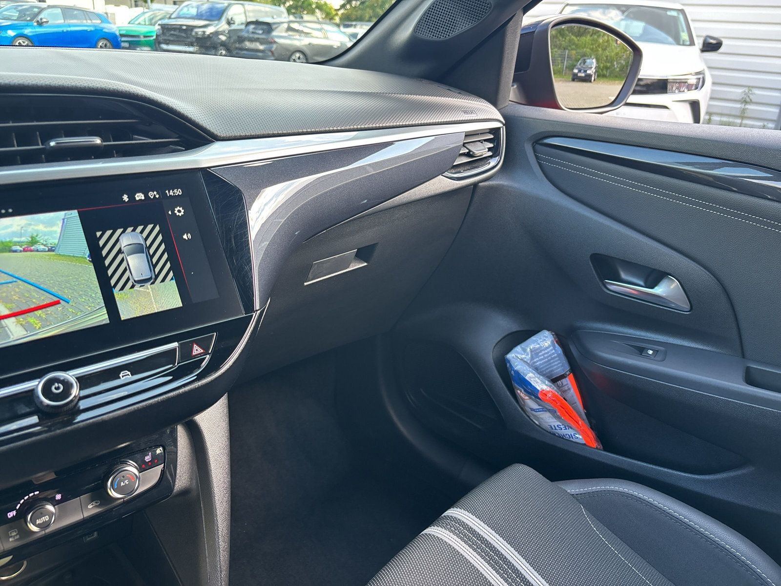 CORSA F GS 1.2 T 74KW +KAMERA+SHZ+LHZ+CARPLAY+LM