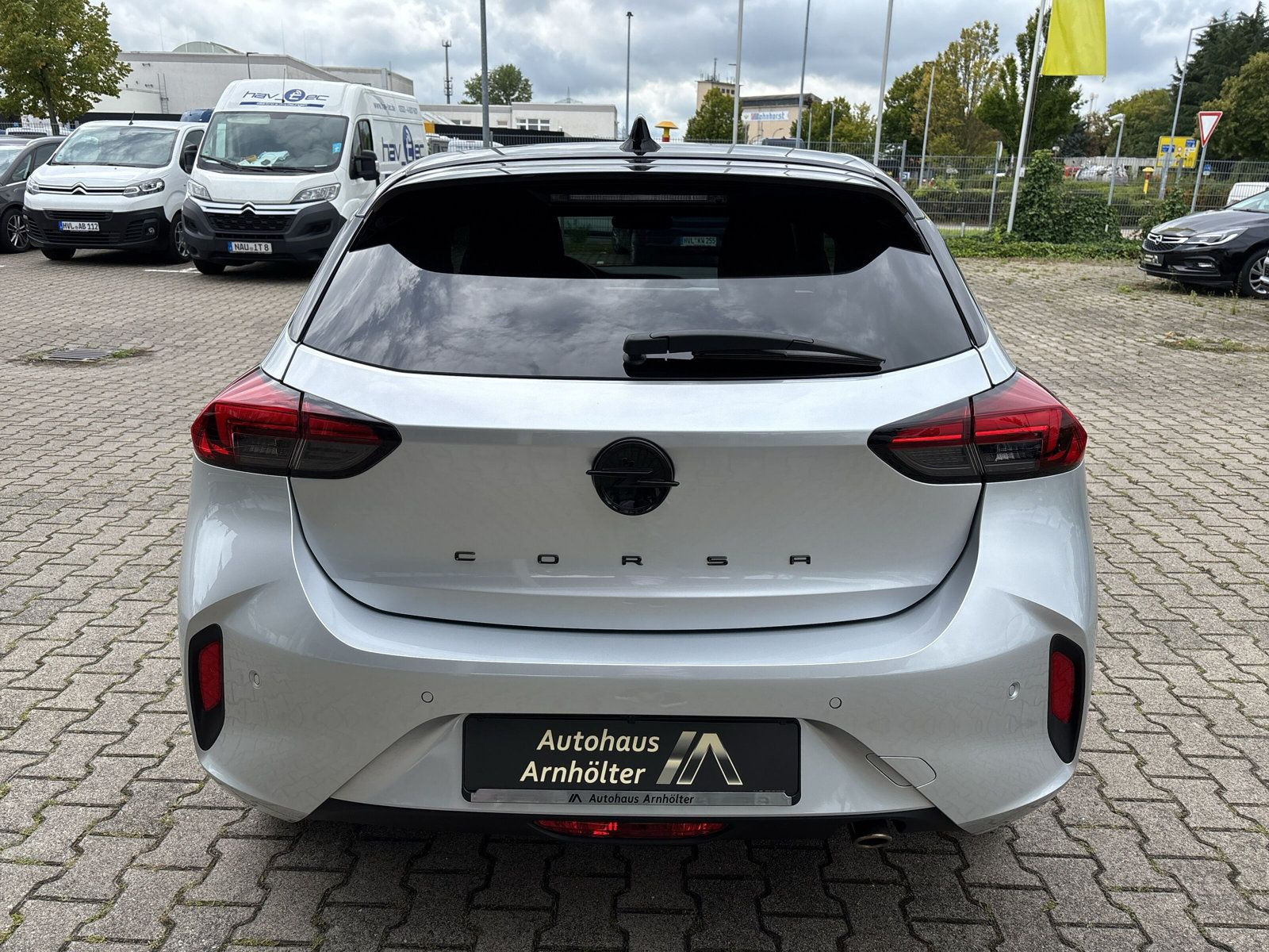 CORSA F GS 1.2 74KW KLIMA+NAVI+LED+PDC+KAMERA+6G