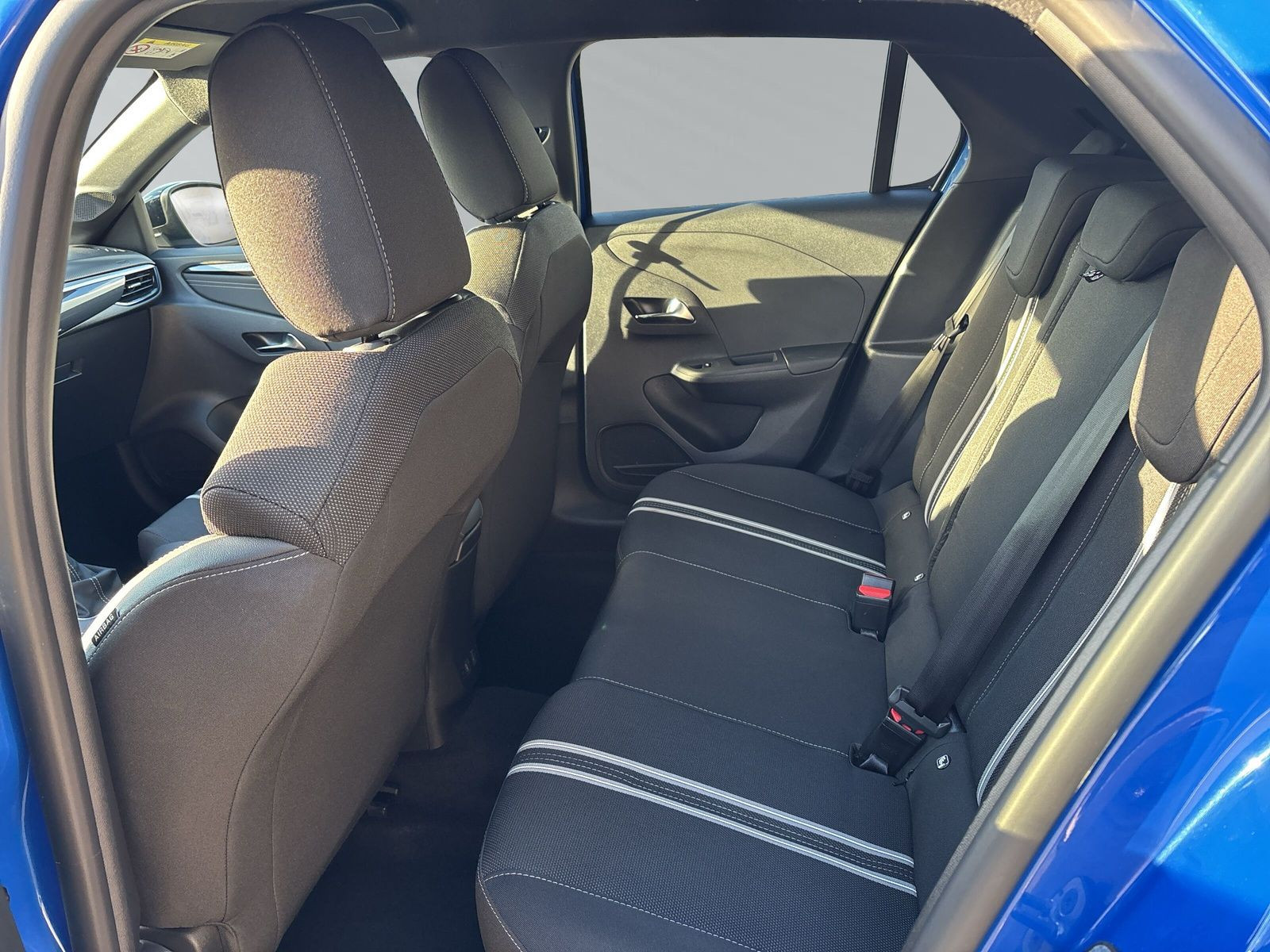 CORSA F GS 1.2 74KW KLIMA+PDC+NAVI+LED+SHZ+LHZ++