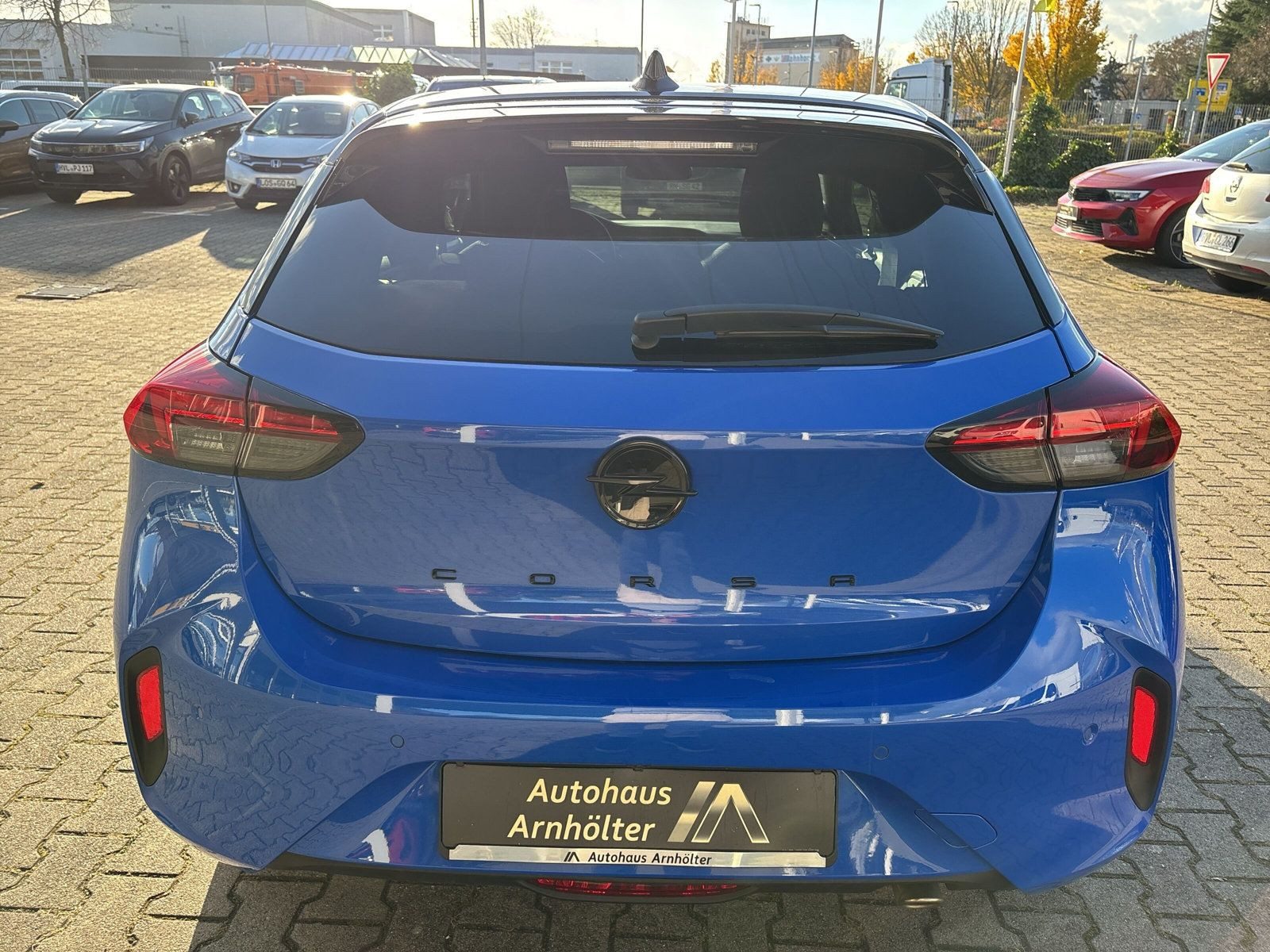 CORSA F GS 1.2 74KW KLIMA+PDC+NAVI+LED+SHZ+LHZ++