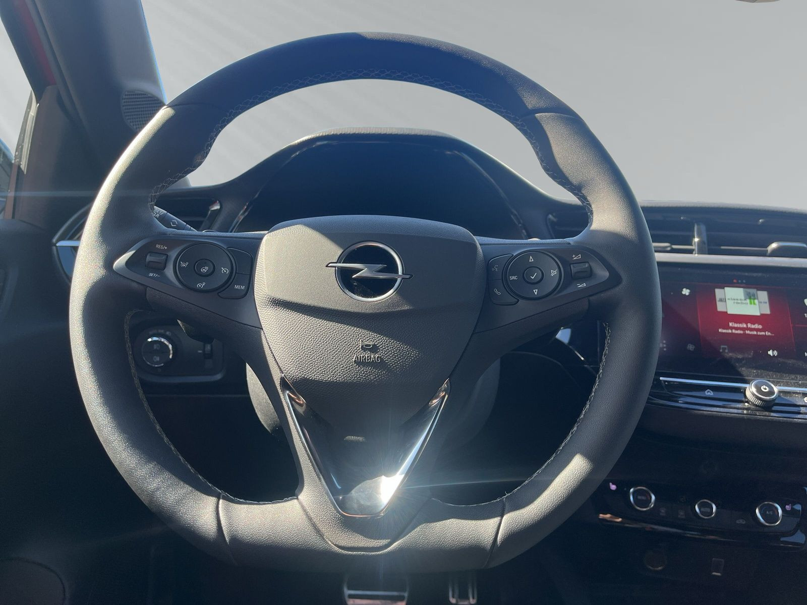 CORSA F GS 1.2++NAVI+PDC+CAM+CARPLAY+ALLWETTER++