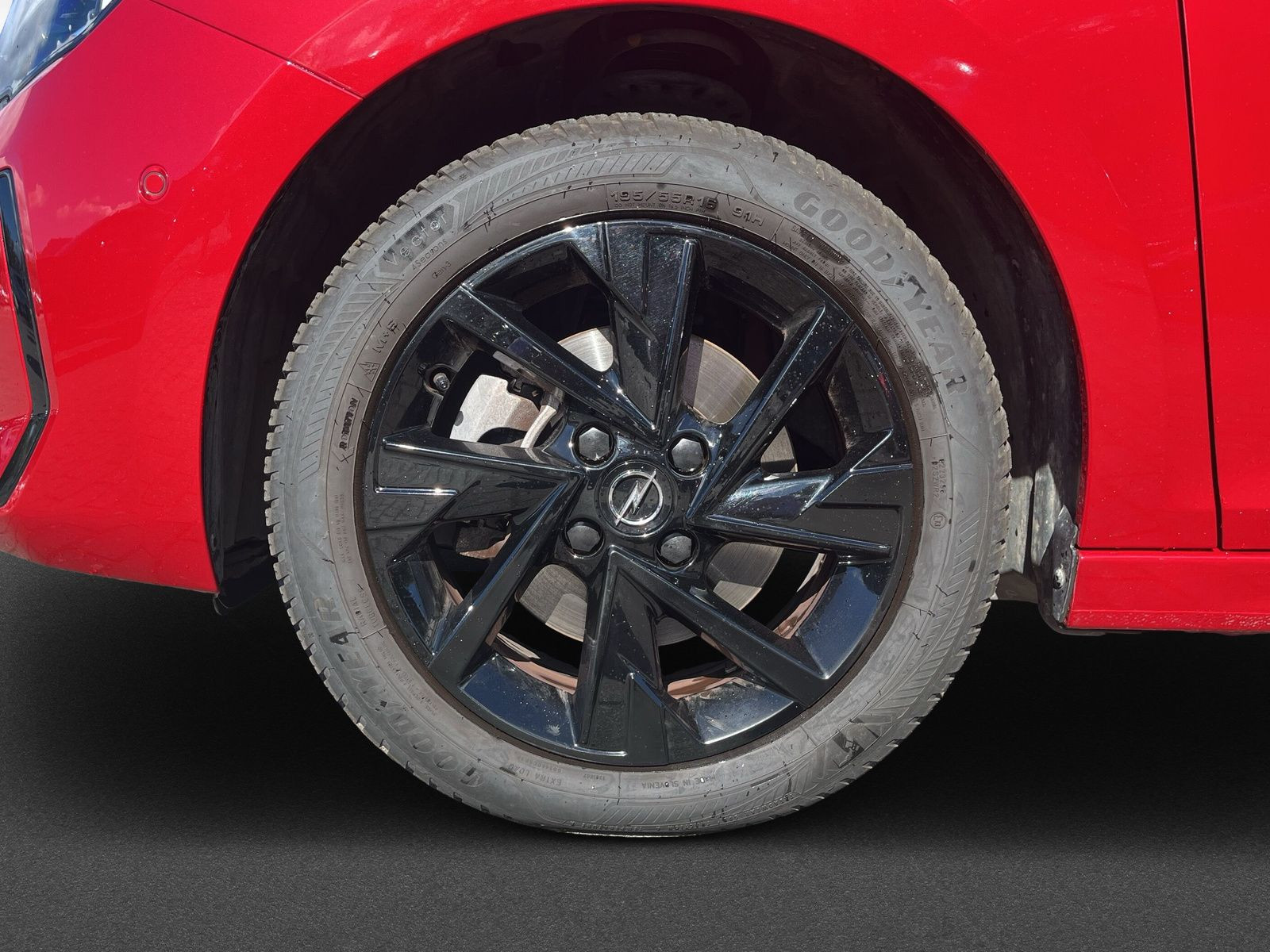 CORSA F GS 1.2++NAVI+PDC+CAM+CARPLAY+ALLWETTER++