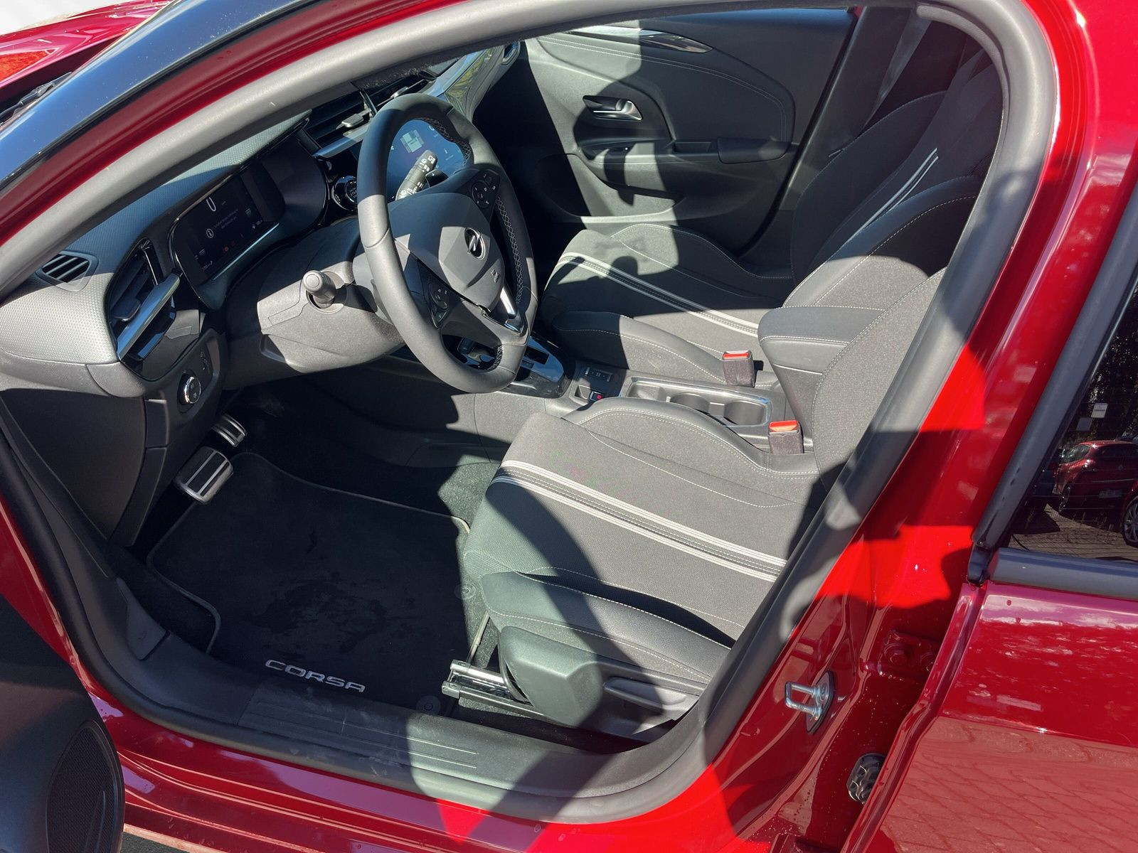 CORSA F GS 1.2++NAVI+PDC+CAM+CARPLAY+ALLWETTER++