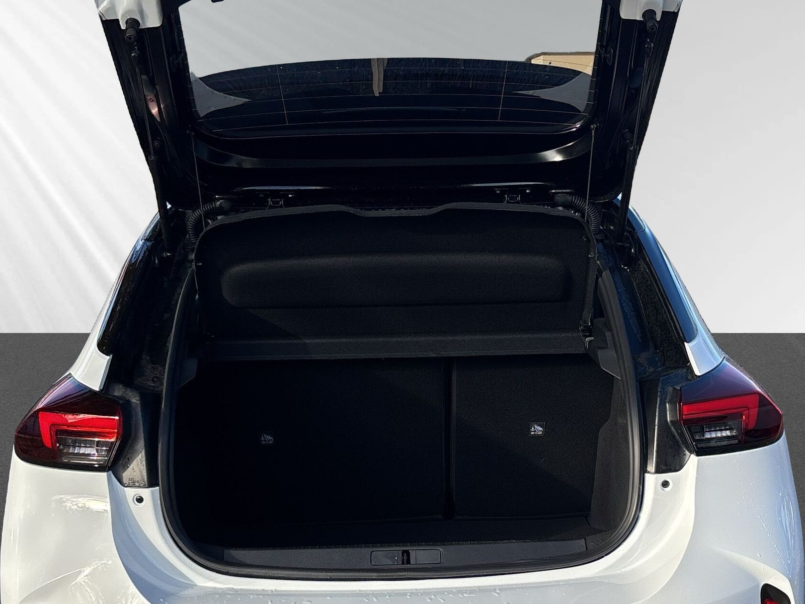 CORSA F GS 1.2 TURBO96KW+KLIMA+BLUETOOTH+++