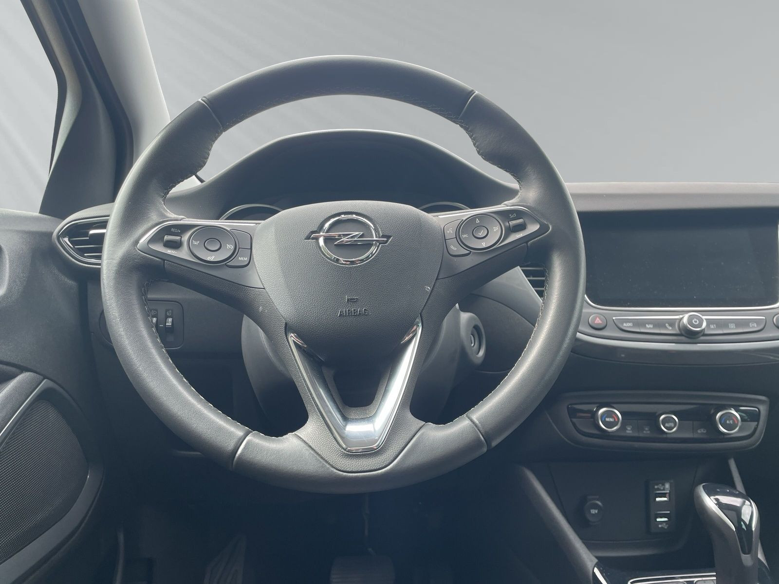 CROSSLAND ELEGANCE 1.2 KLIMA+LED+PANORAMA+LM+AT+