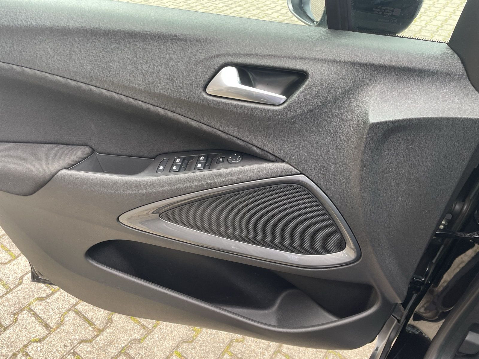 CROSSLAND ELEGANCE 1.2 KLIMA+LED+PANORAMA+LM+AT+