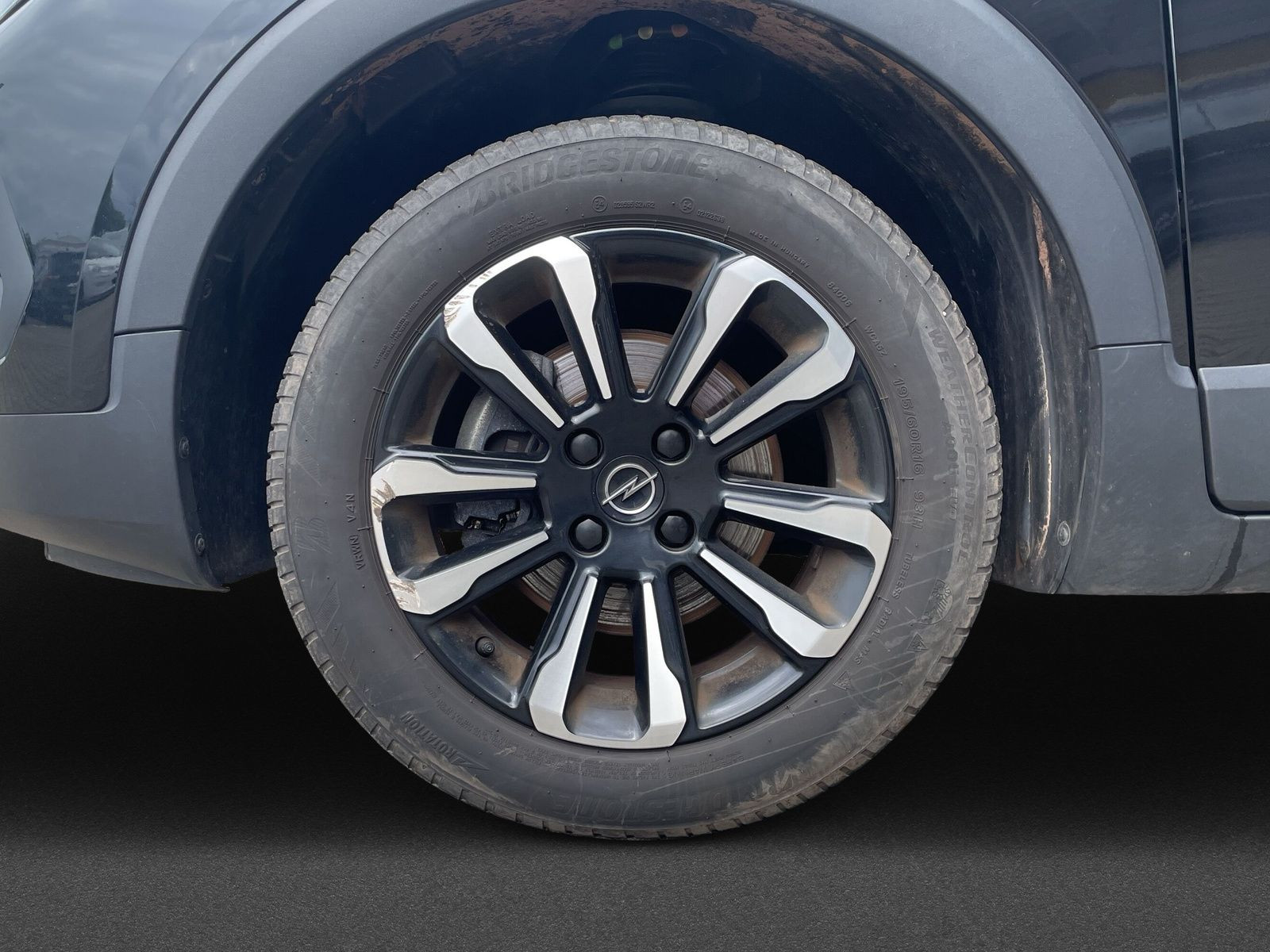 CROSSLAND ELEGANCE 1.2 KLIMA+LED+PANORAMA+LM+AT+