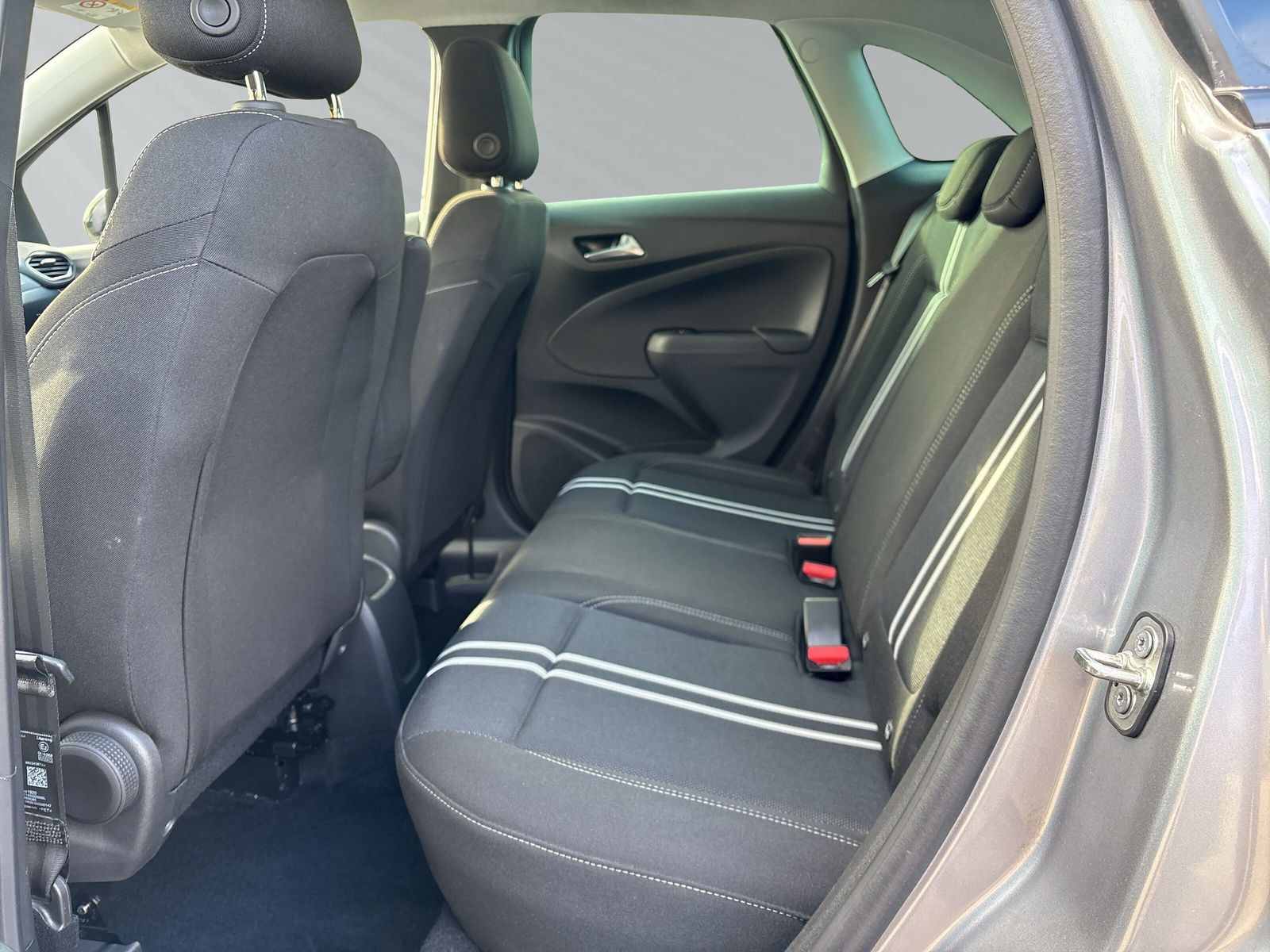 CROSSLAND ELEGANCE 1.2 +NAVI+ALLWETTER+CARPLAY++