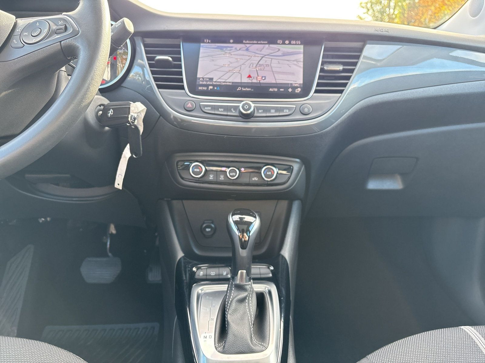CROSSLAND ELEGANCE 1.2 +NAVI+ALLWETTER+CARPLAY++